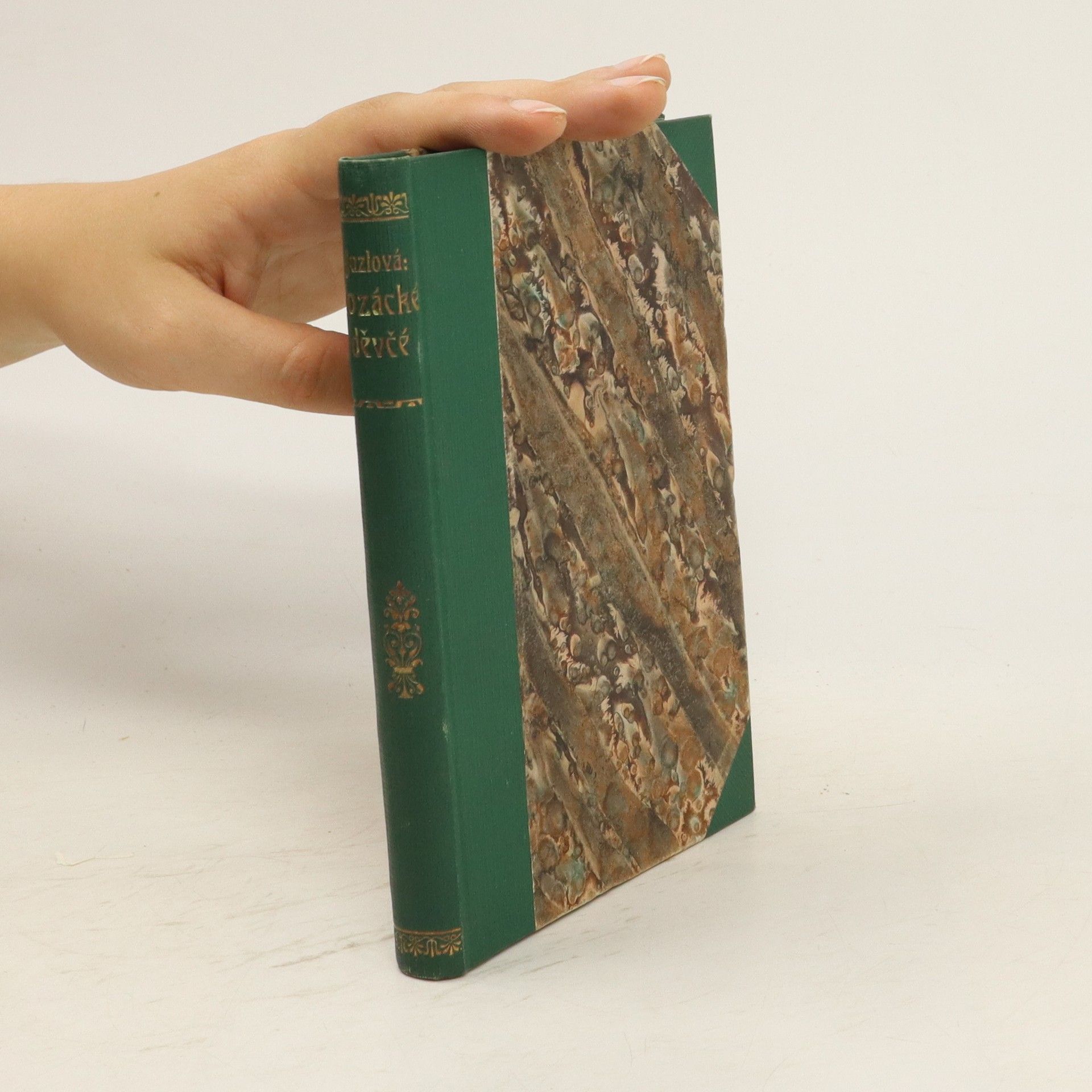 Maryna Yurlová Kozácké děvče