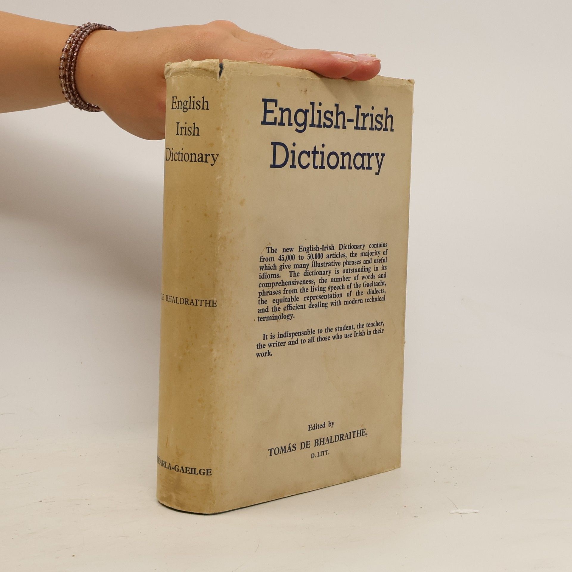 Tomás de Bhaldraithe English-Irish Dictionary