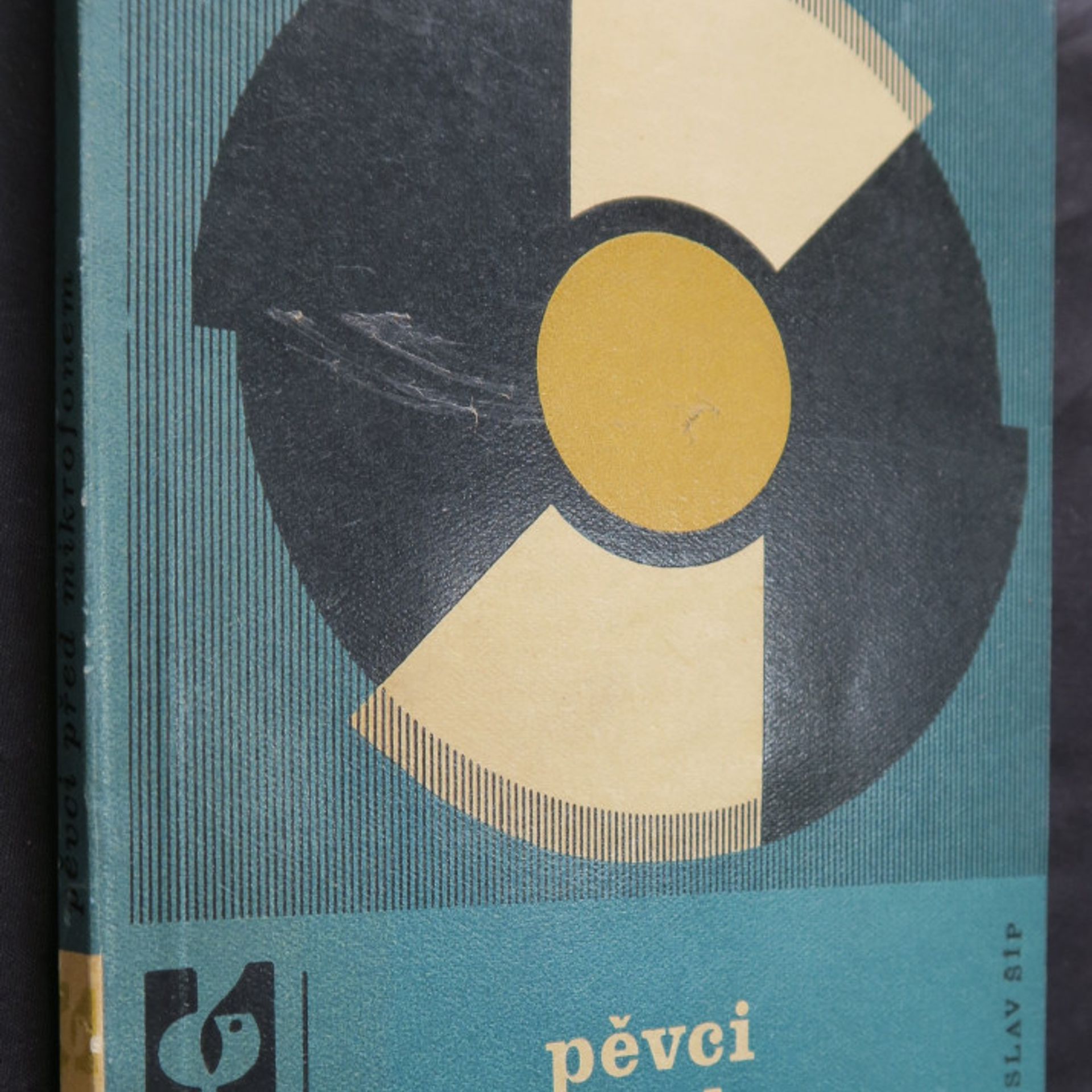 Ladislav Šíp Pěvci před mikrofonem