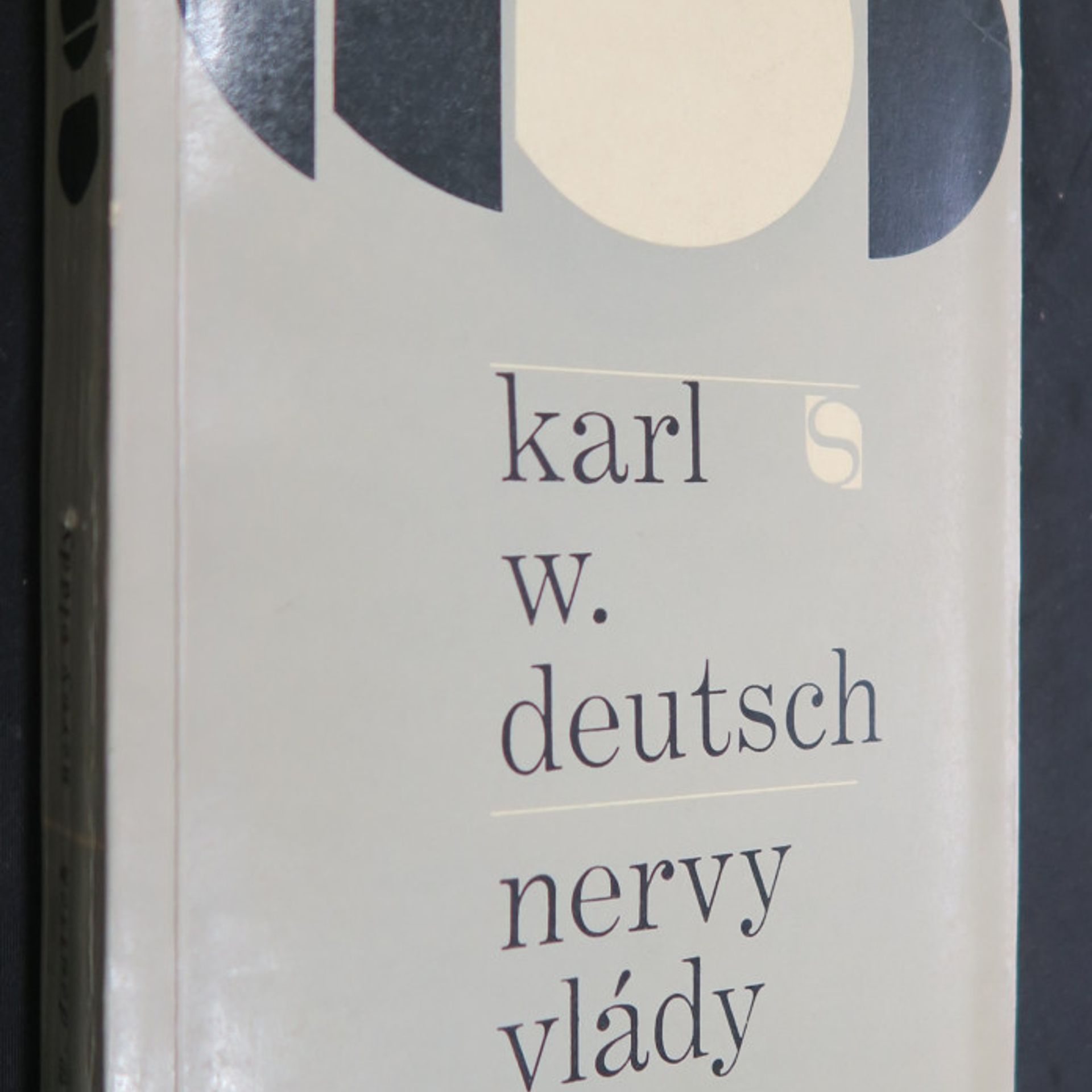Karl Wolfgang Deutsch Nervy vlády
