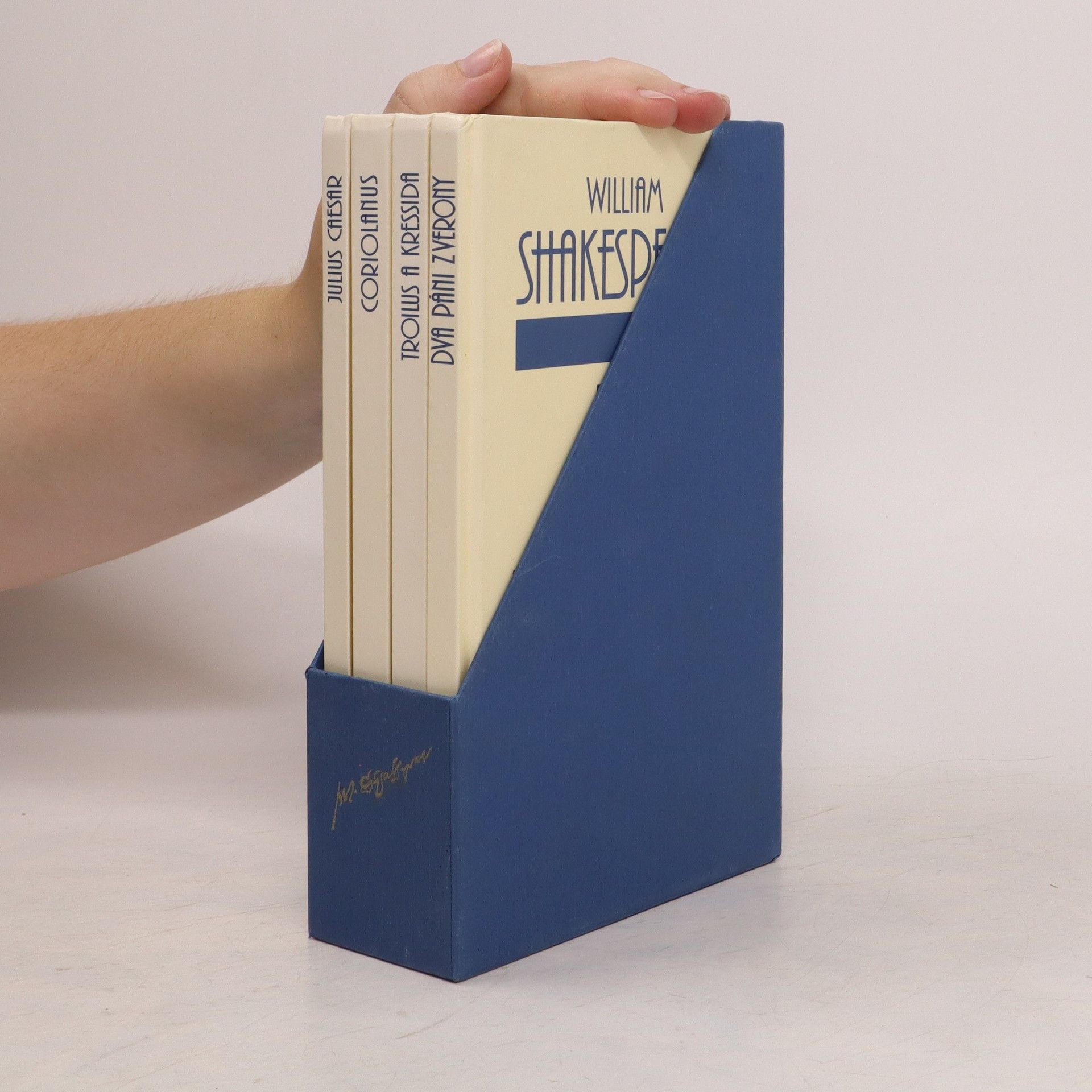 William Shakespeare Julius Caesar, Troilus a Kressida, Dva páni z Verony, Corilanus