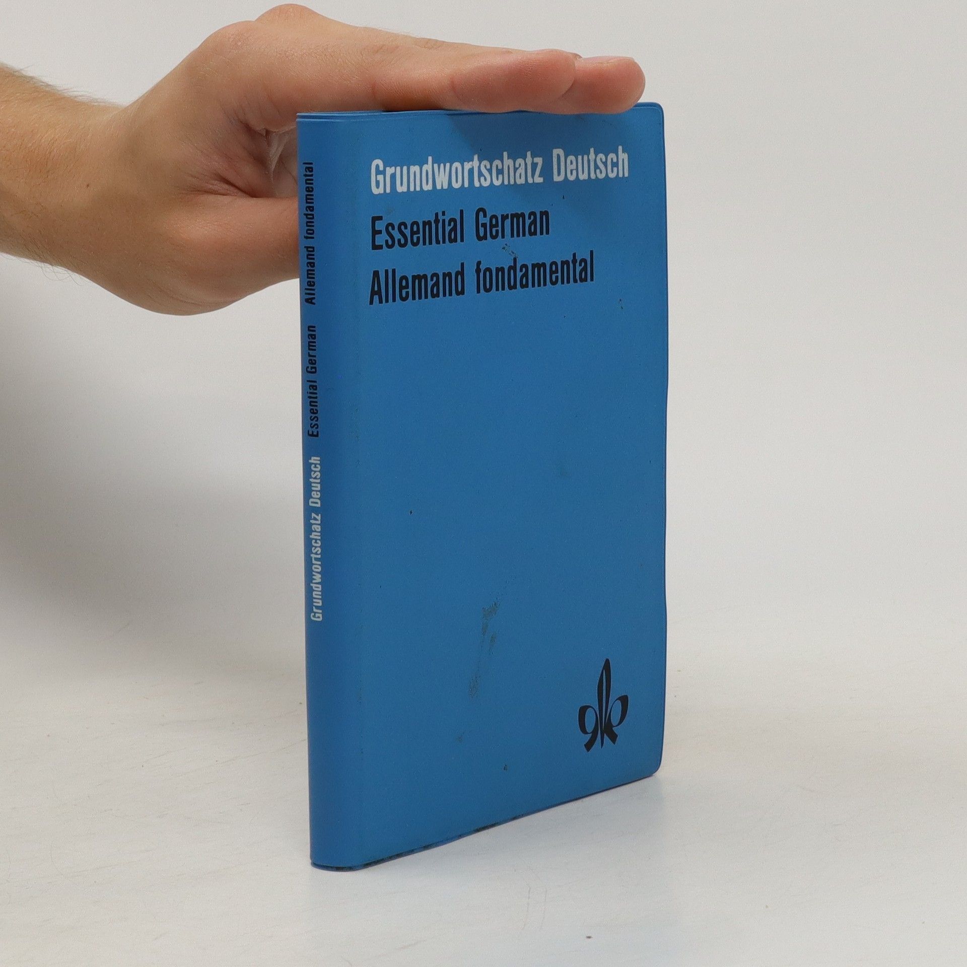 kolektiv Grundwortschatz Deutsch. Essential German. Allenad fondamental