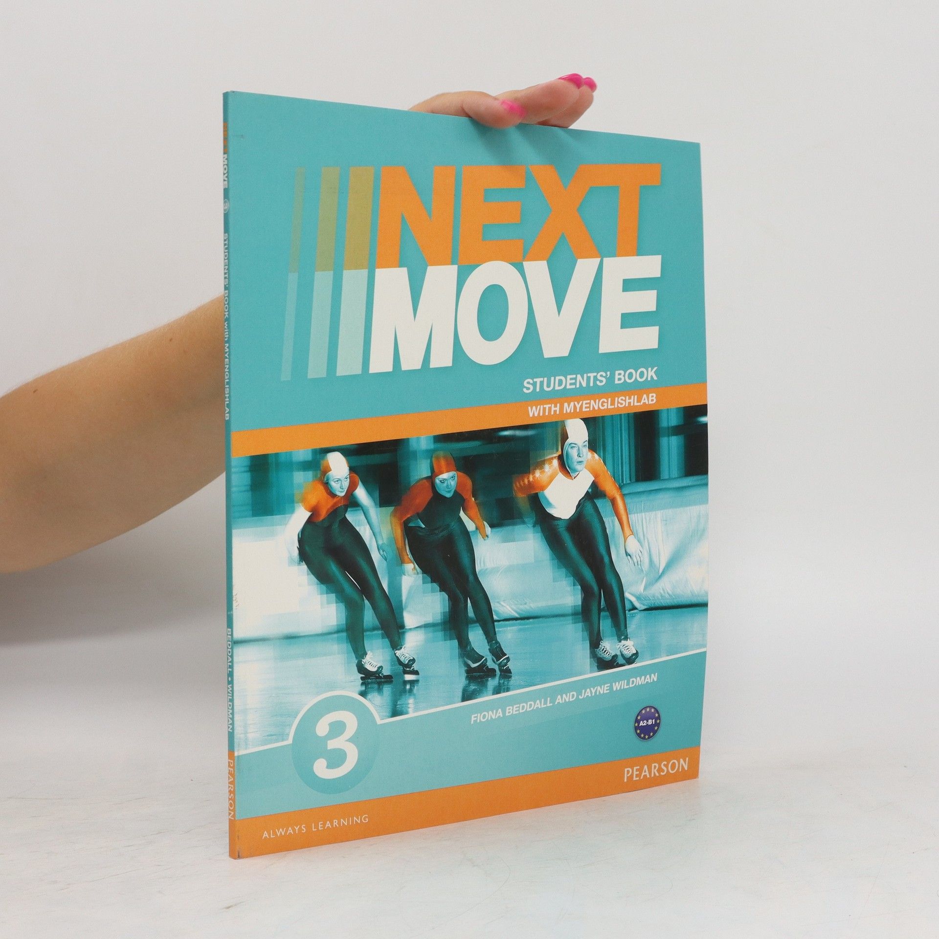 kolektiv Next Move 3. Students' Book