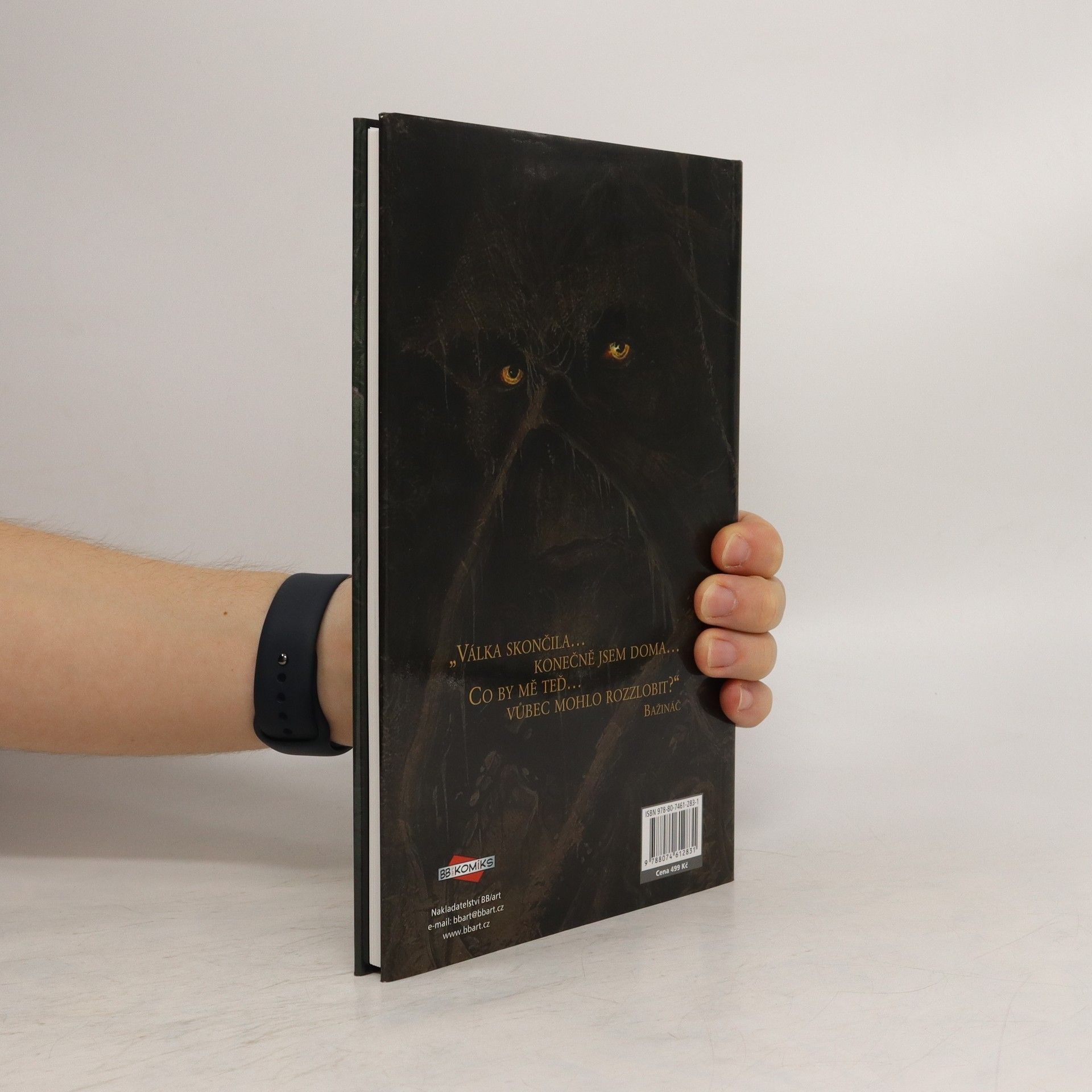 Alan Moore Bažináč. V prach se obrátíš