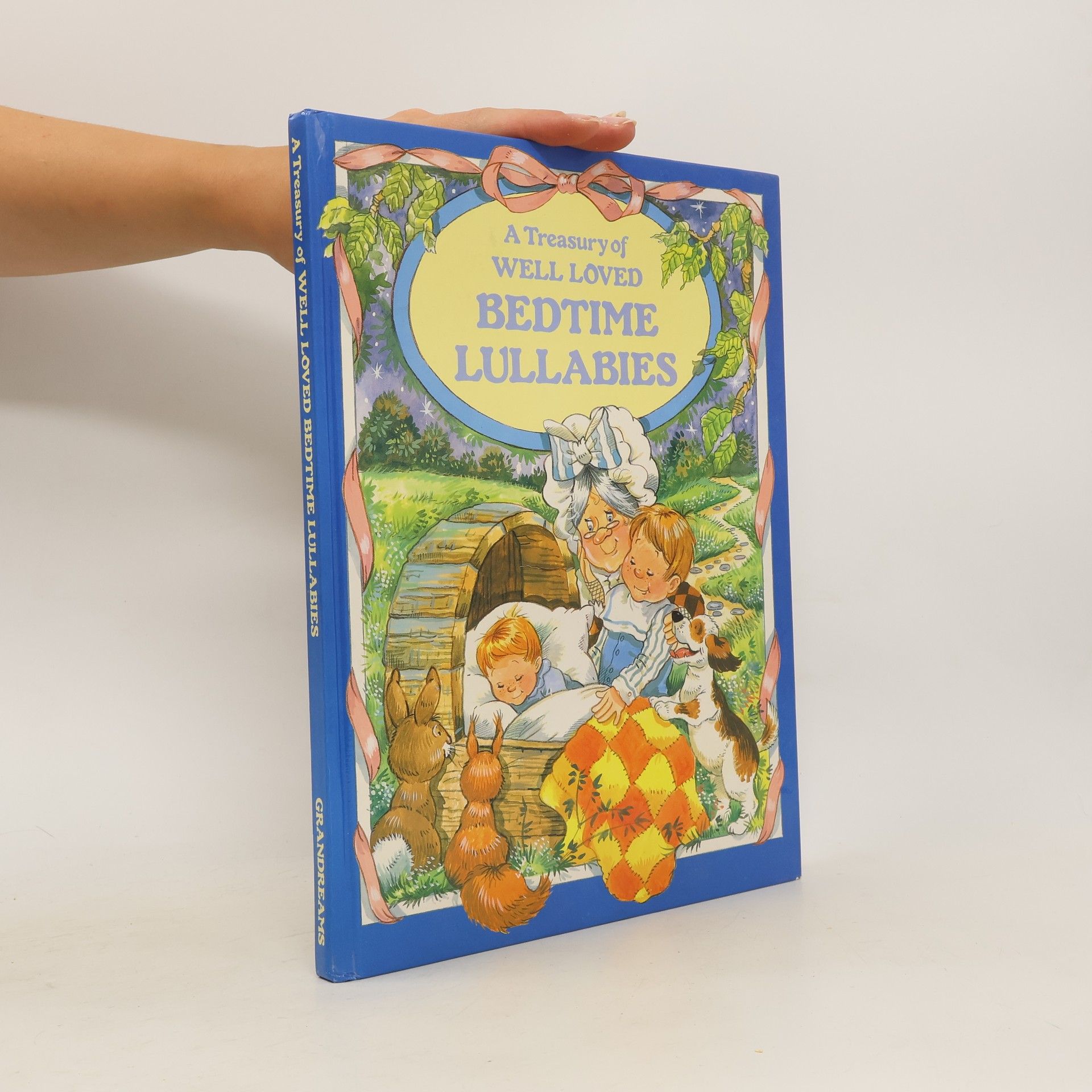 AA.VV. A Treasury of Well Loved Bedtime Lullabies