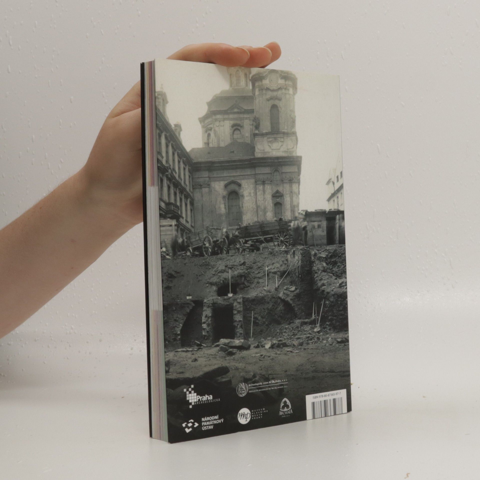 Autorenkollektiv Průvodce pražskou archeologií