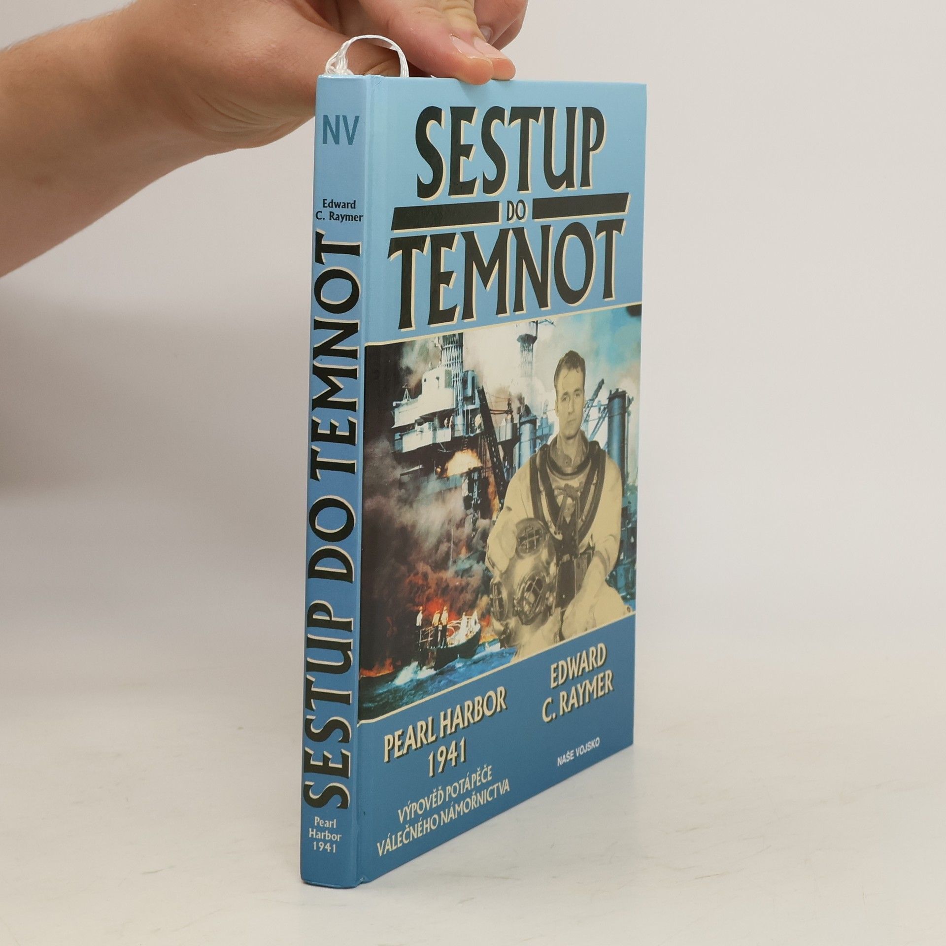 Edward C. Raymer Sestup do temnot
