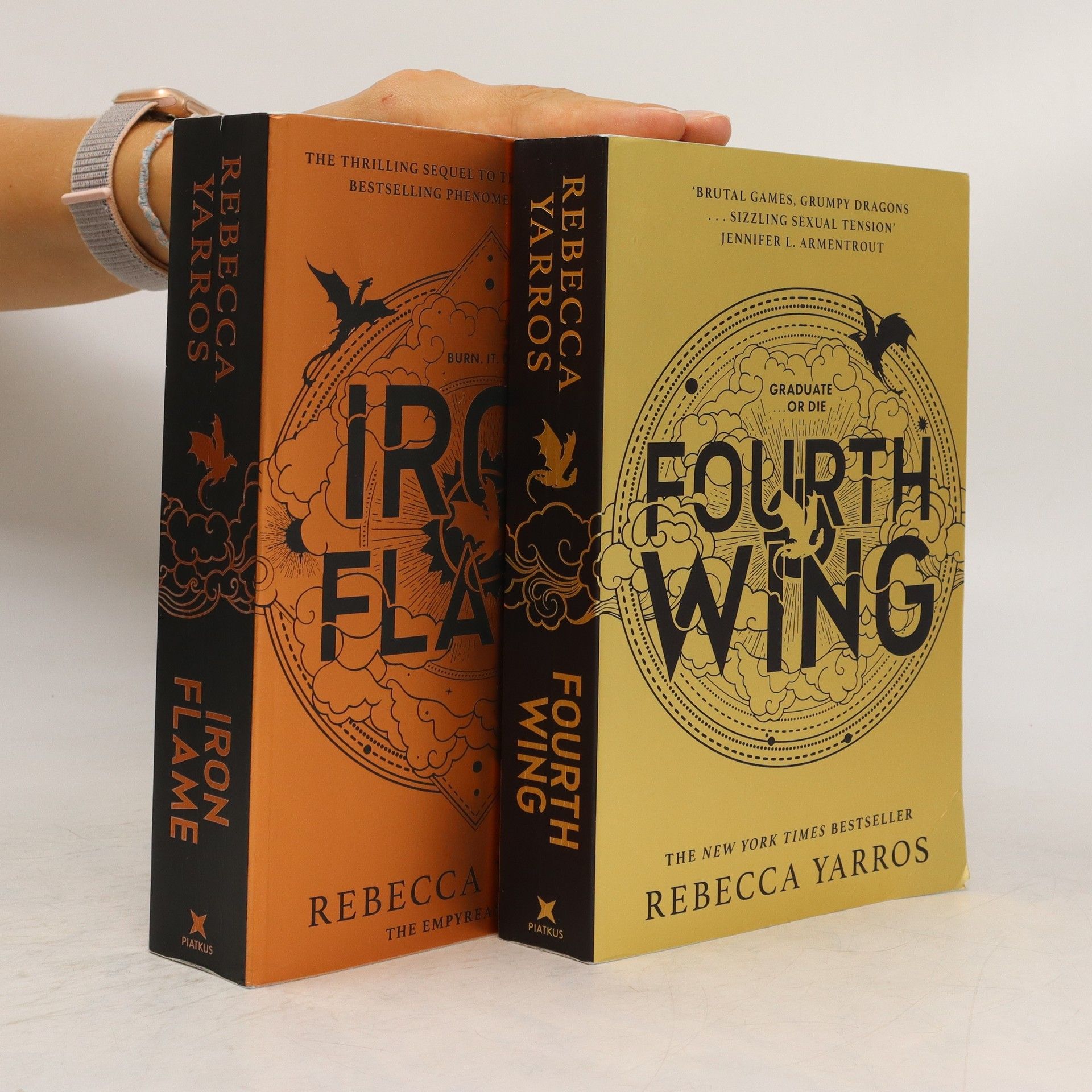 Rebecca Yarros Empyrean Series 1-2 (Fourth Wing, Iron Flame)