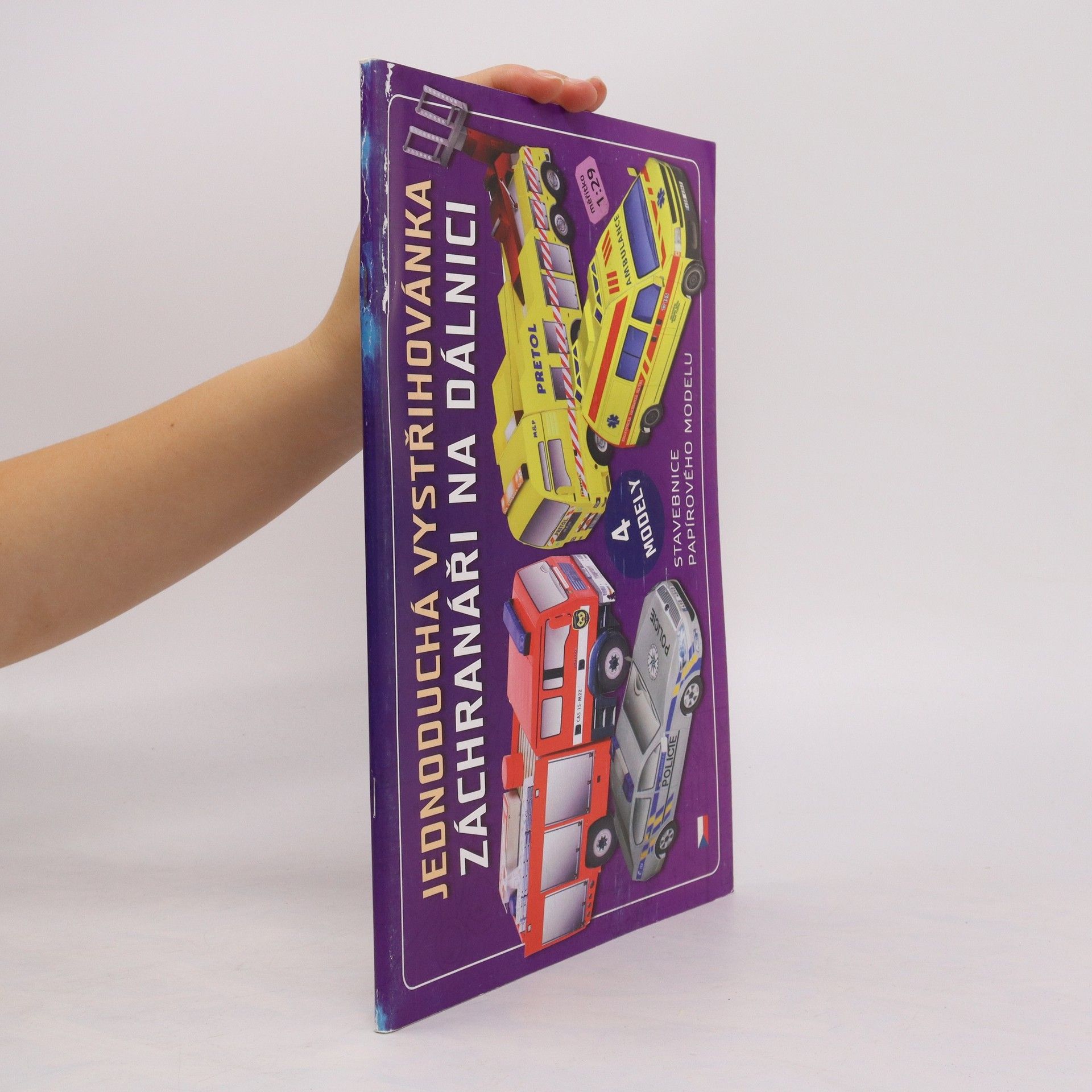 Kolektiv autorů Jednoduchá vystřihovánka. Záchranáři na dálnici