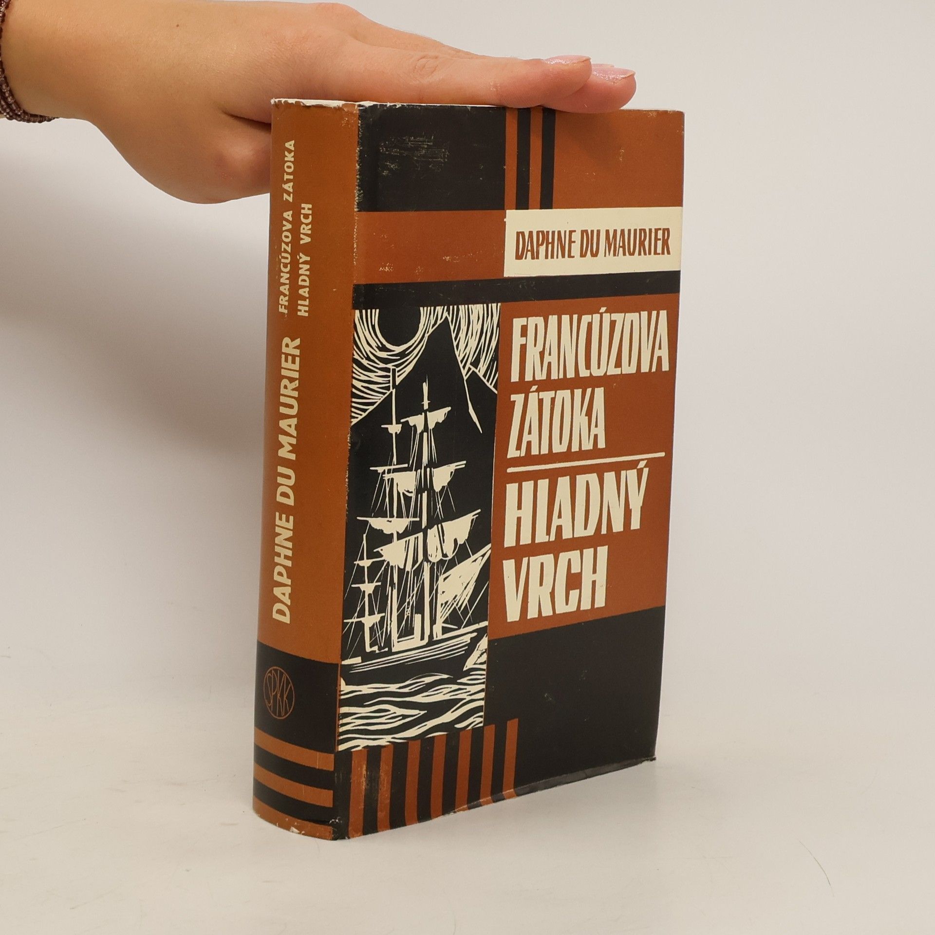 Daphne du Maurier Francúzova zátoka. Hladný vrch