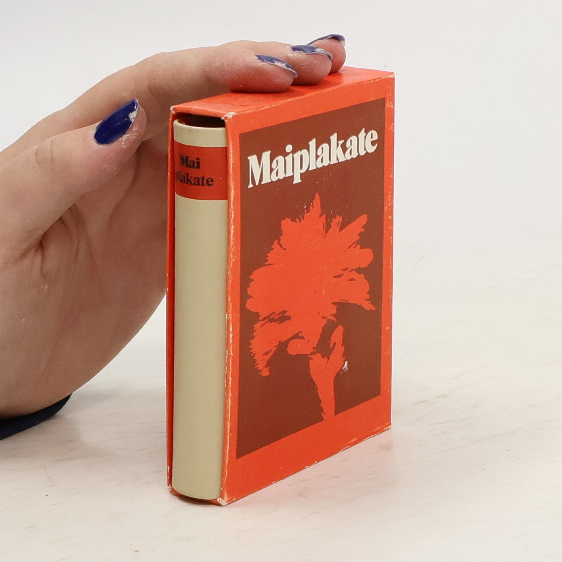 Autorenkollektiv Maiplakate