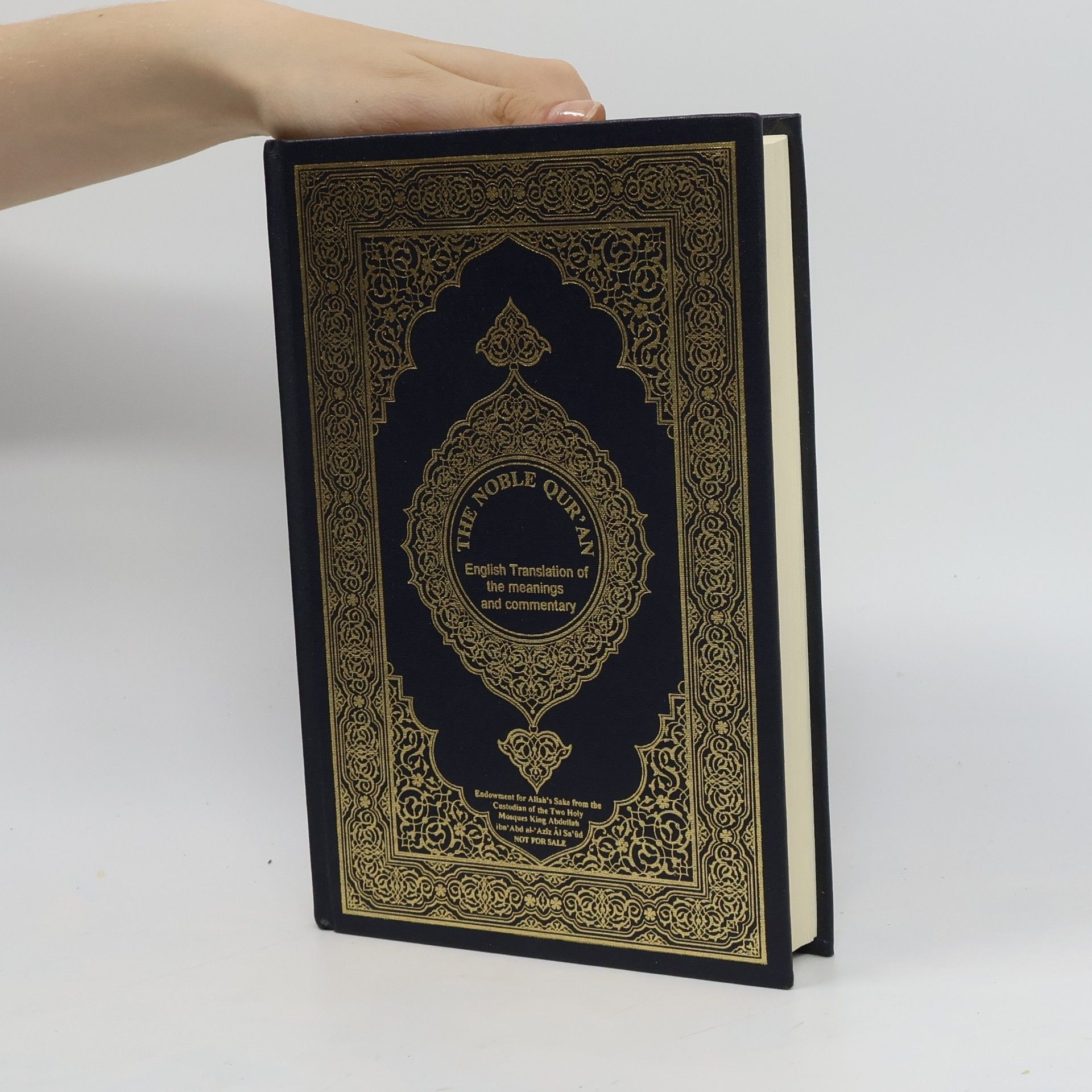 Taqī alDīn Hilālī The Noble Qurʾan. English translation of the meanings and commentary