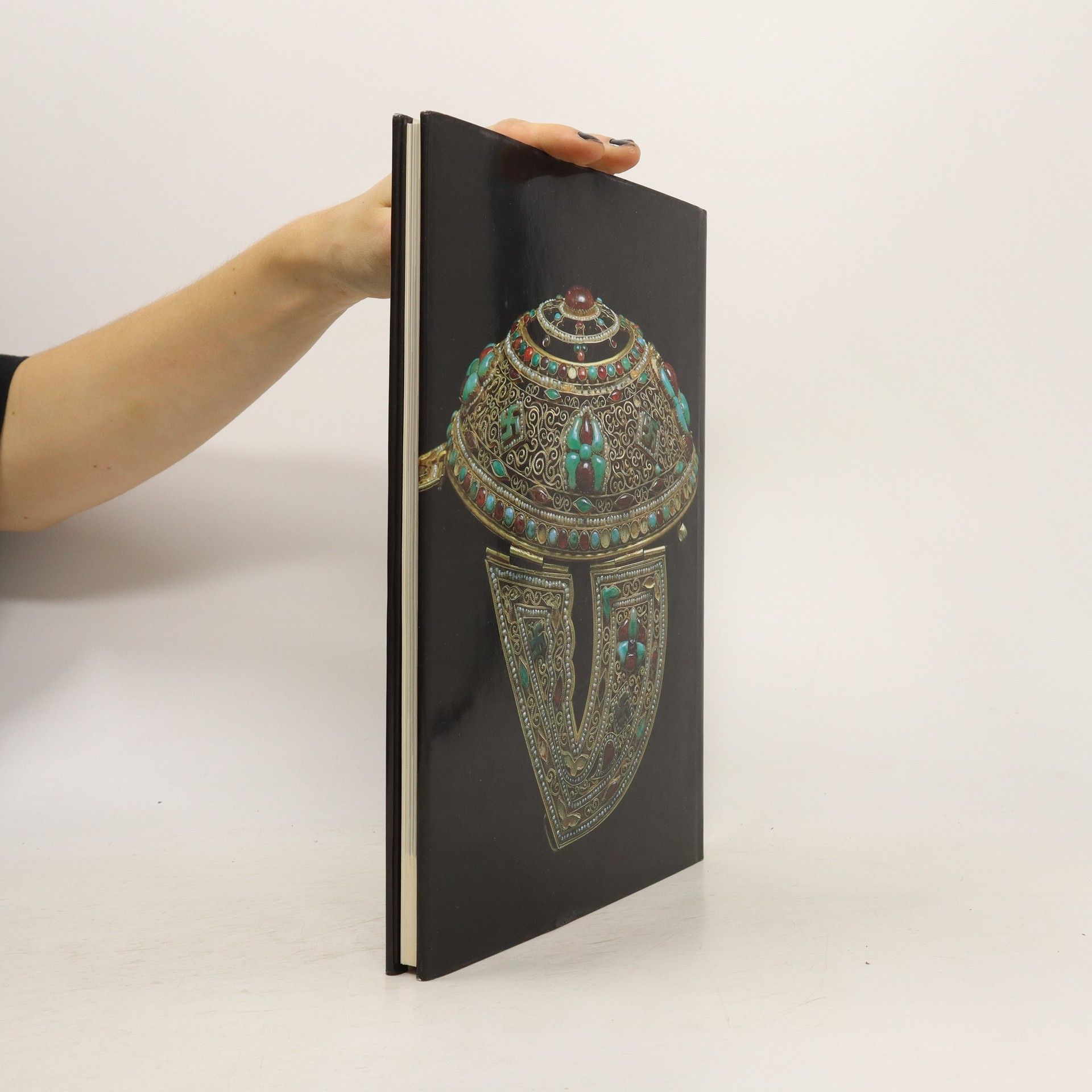 N. Tsultem Декоративно-прикладное искусство Монголии / Mongolian Arts and Crafts / Arts artisanaux de la Mongolie / Arte decorativo aplicado de Mongolia