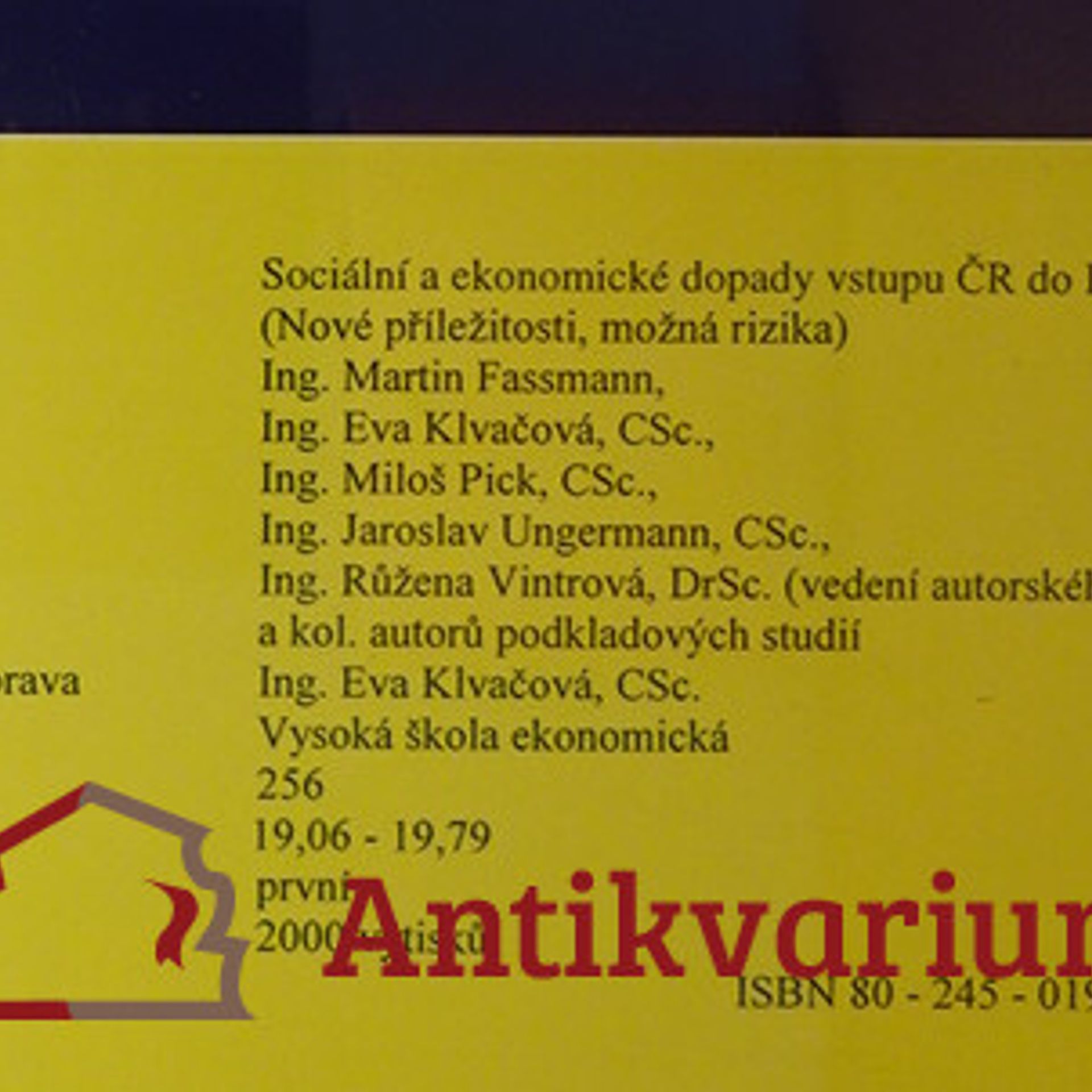 Autorenkollektiv Sociální a ekonomické dopady integrace České republiky do Evropské unie : (nové příležitosti, možná rizika)