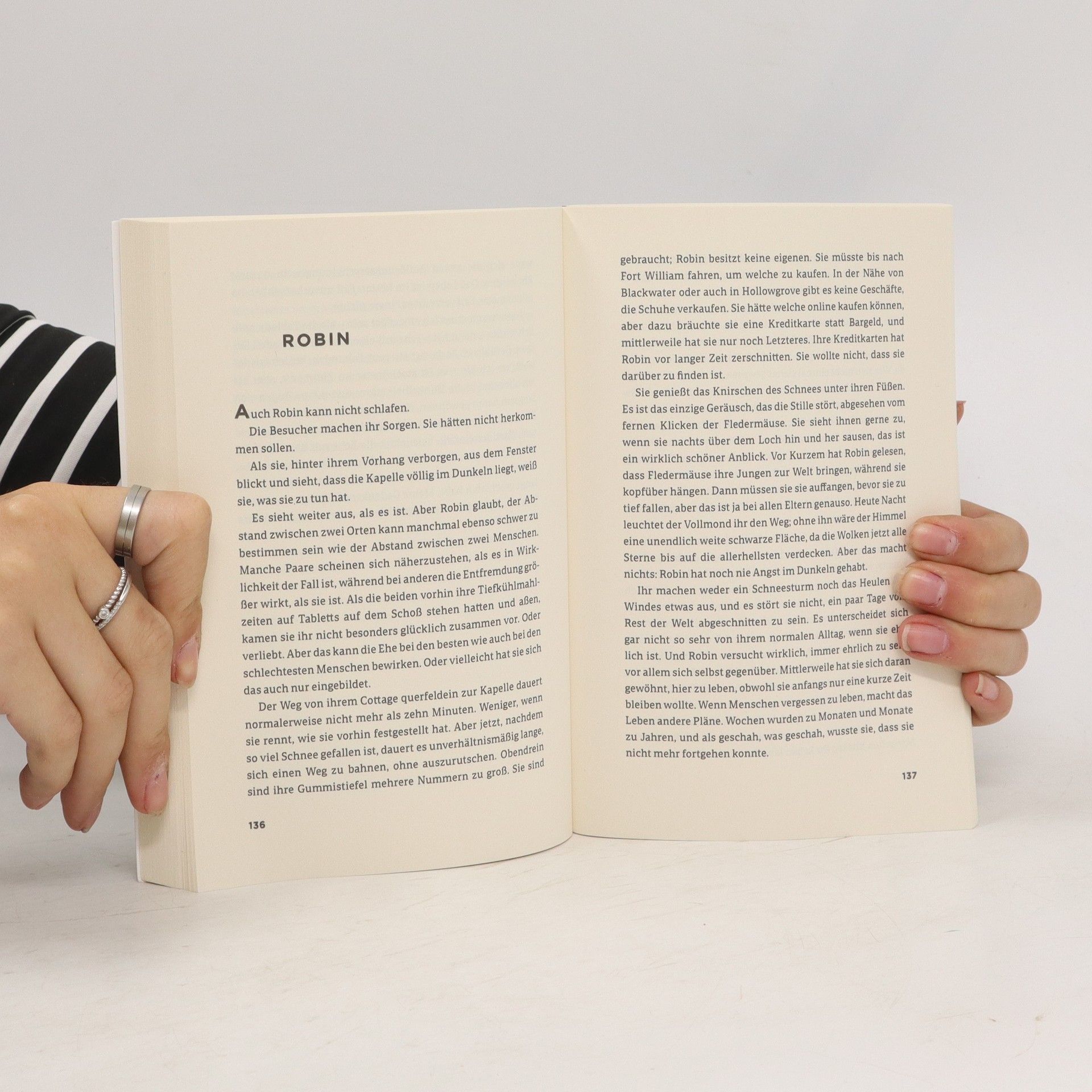 Alice Feeney Schere, Stein, Papier