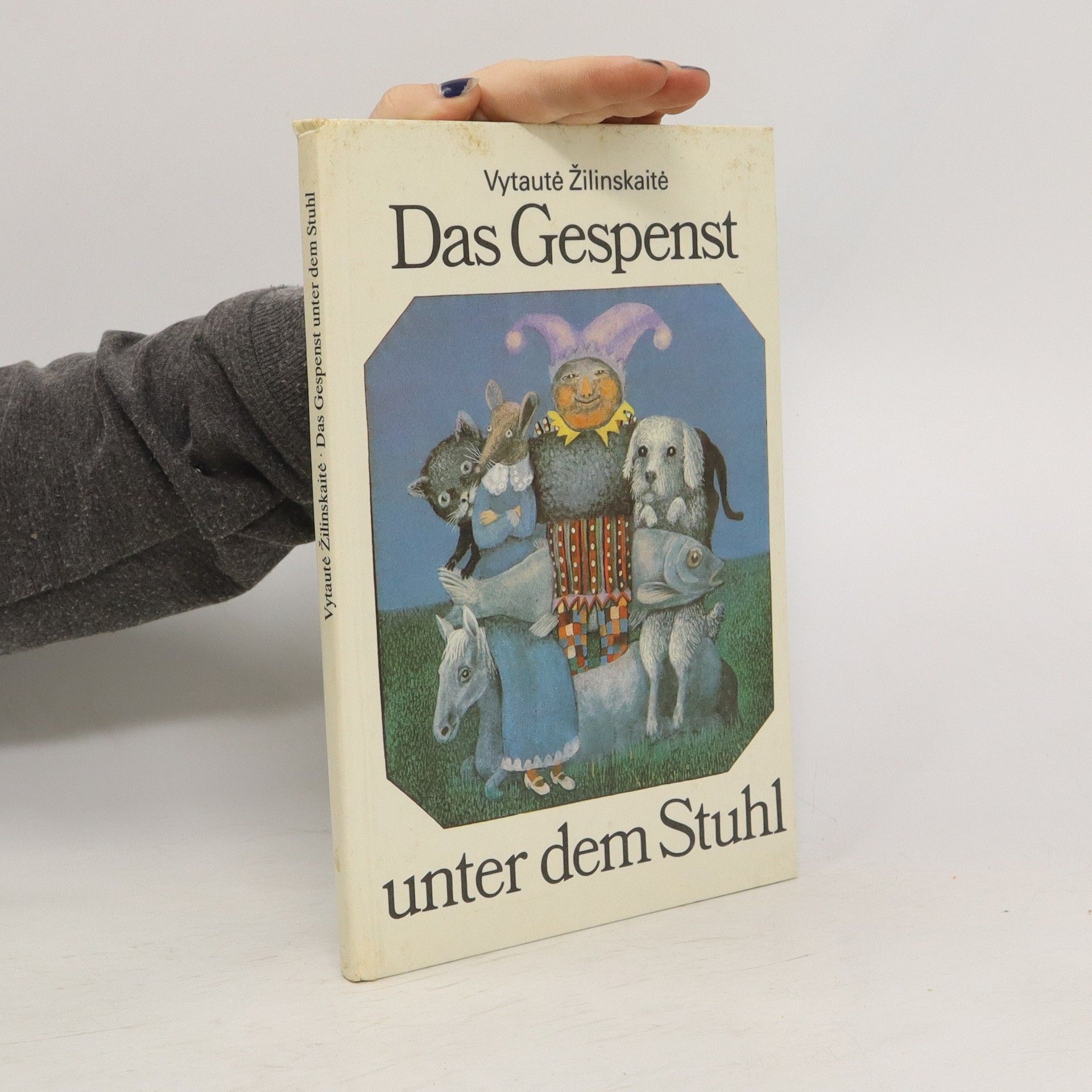 Das Gespenst unter dem Stuhl