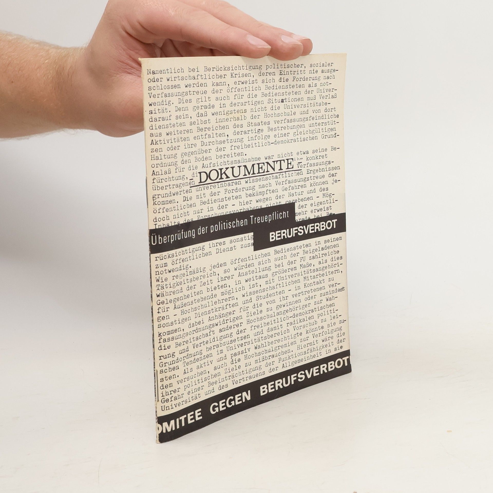 Autorenkollektiv Überprüfung der politischen Treuepflicht. Berufsverbot