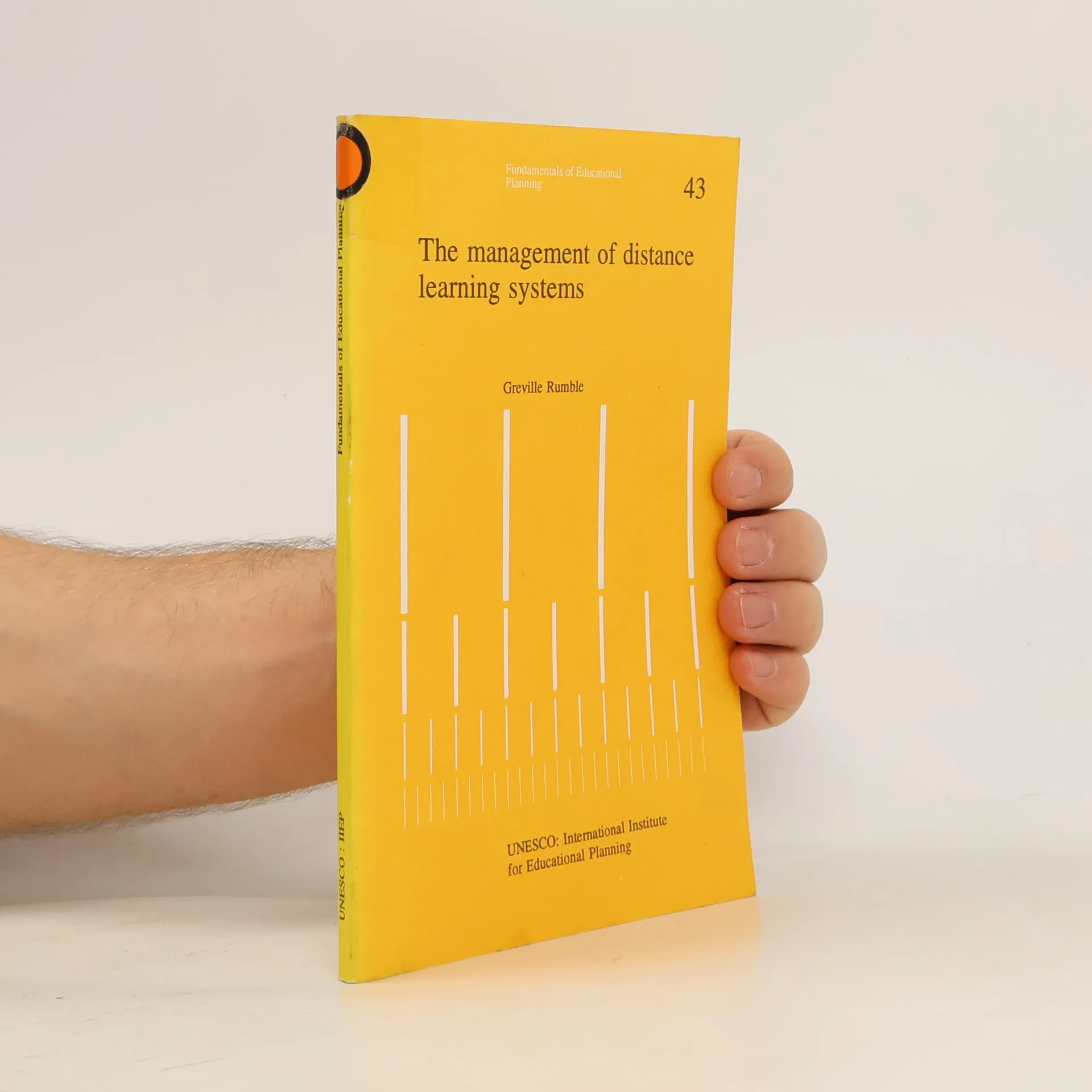 The Management of Distance Learning Systems | Book | Paperback | Greville Rumble | EN