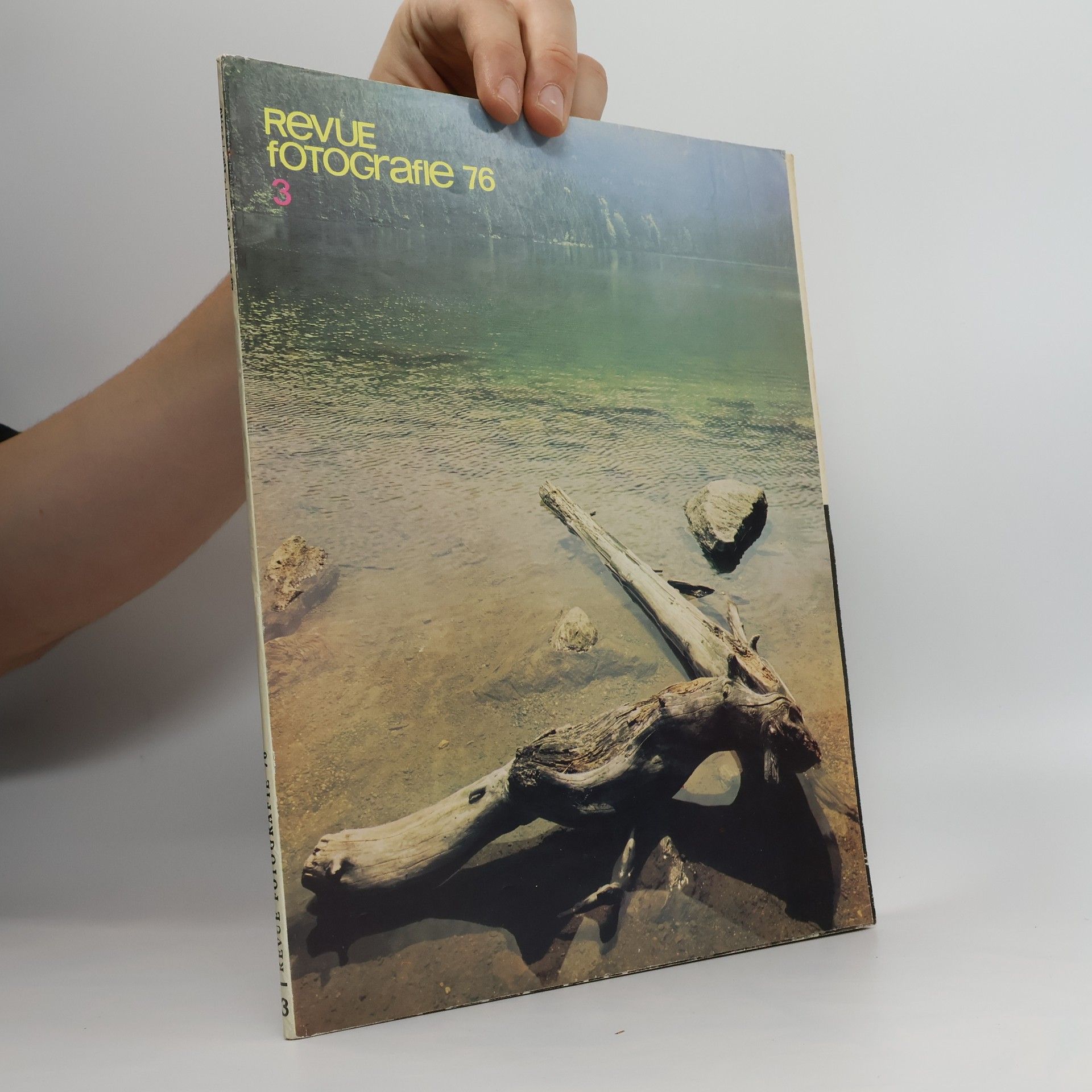 AA.VV. Revue fotografie 3/76