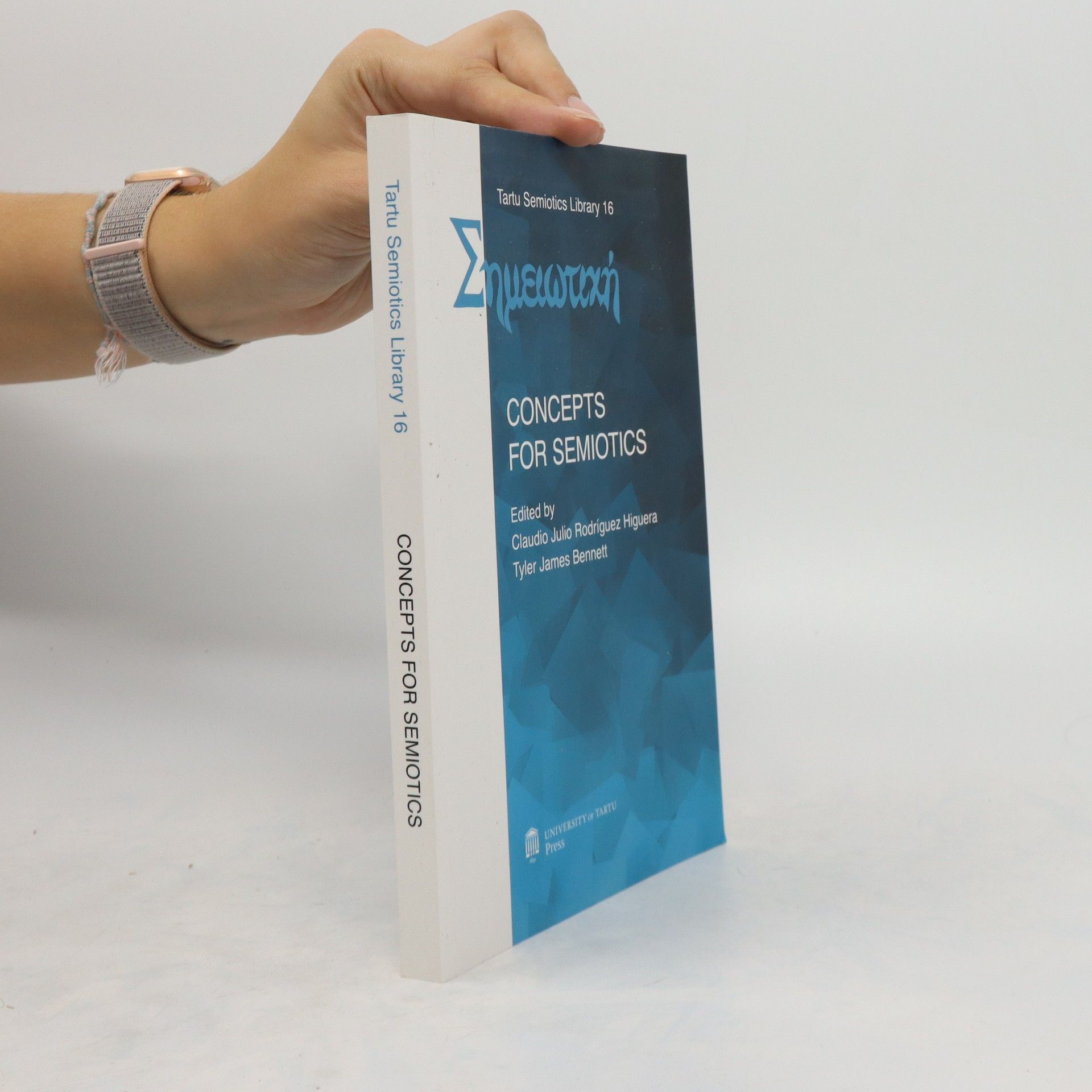 Claudio Julio Rodriguez Higuera Concepts for Semiotics