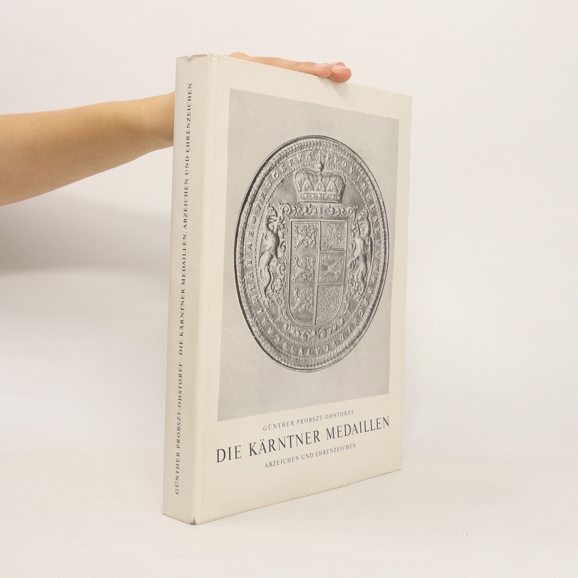 Die Kärntner Medaillen, Abzeichen und Ehrenzeichen