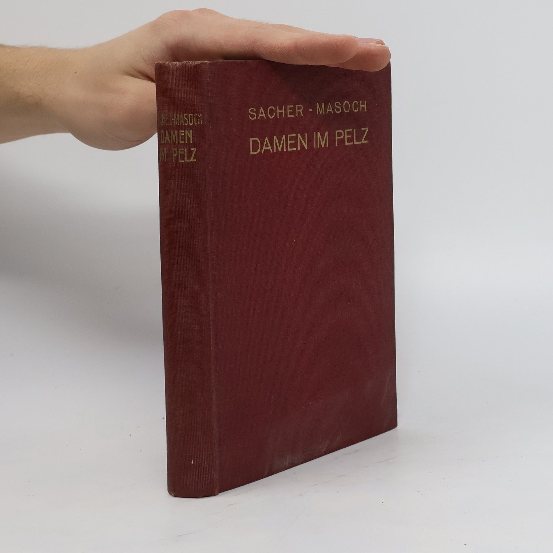 Wanda von SacherMasoch Damen im Pelz