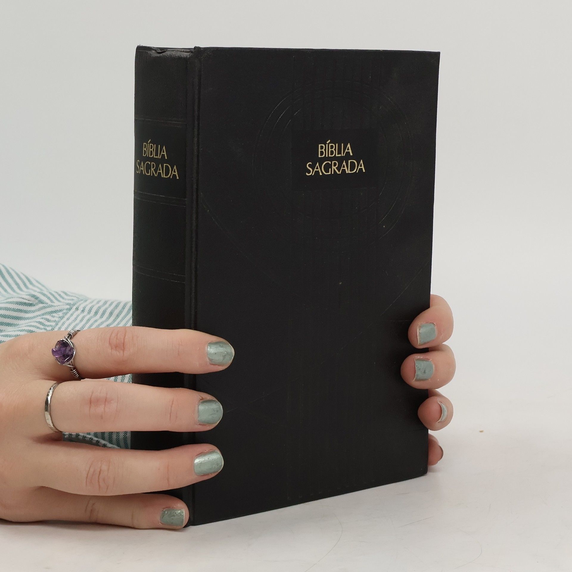 Autorenkollektiv Bíblia Sagrada e Concordância