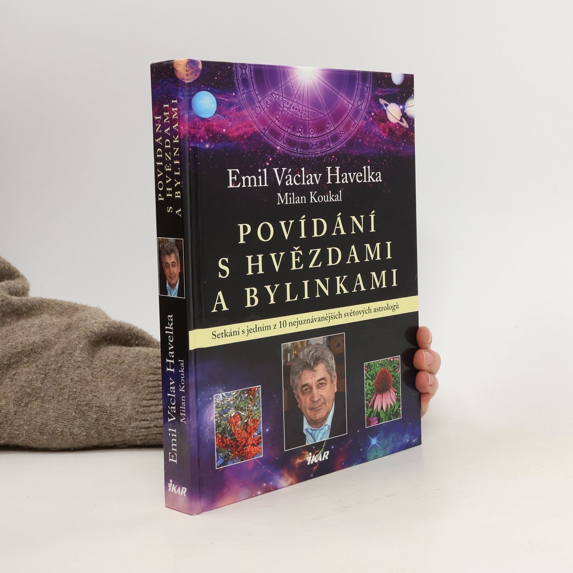 Emil Václav Havelka Povídání s hvězdami a bylinkami: setkání s jedním z 10 nejuznávanějších světových astrologů