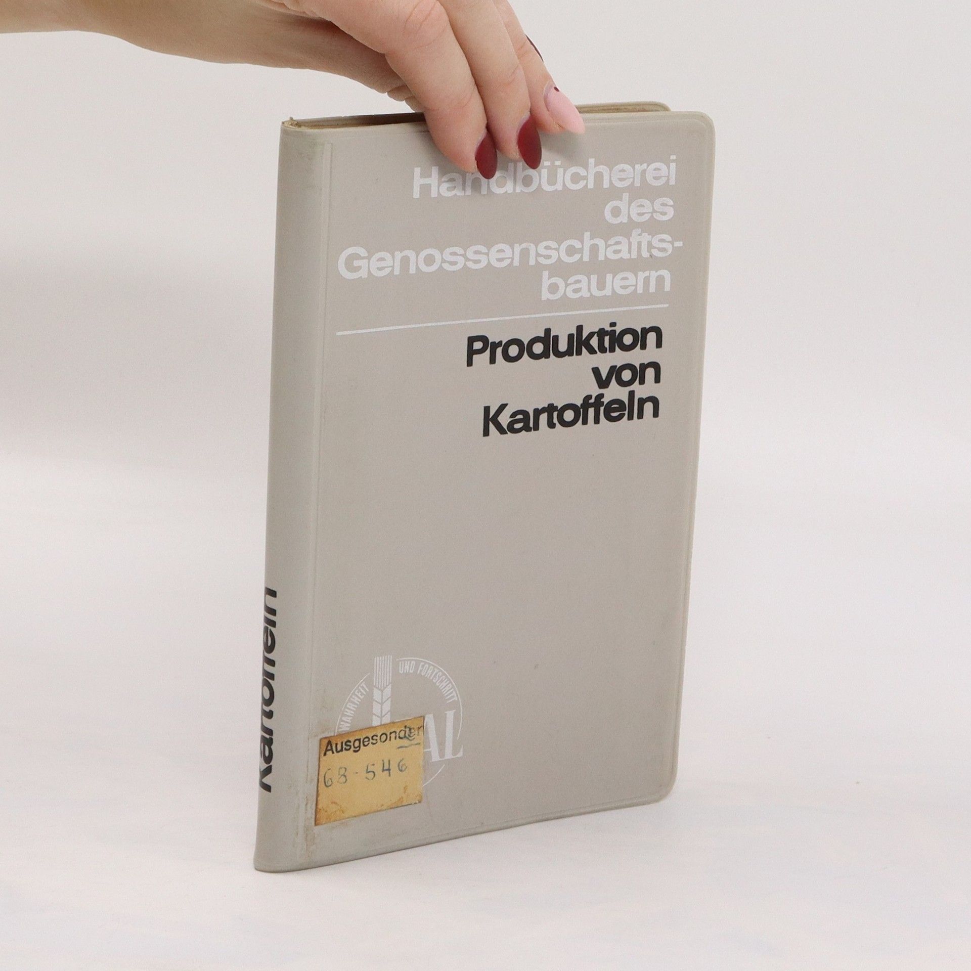 kolektiv Handbücherei des Genossenschaftsbauern