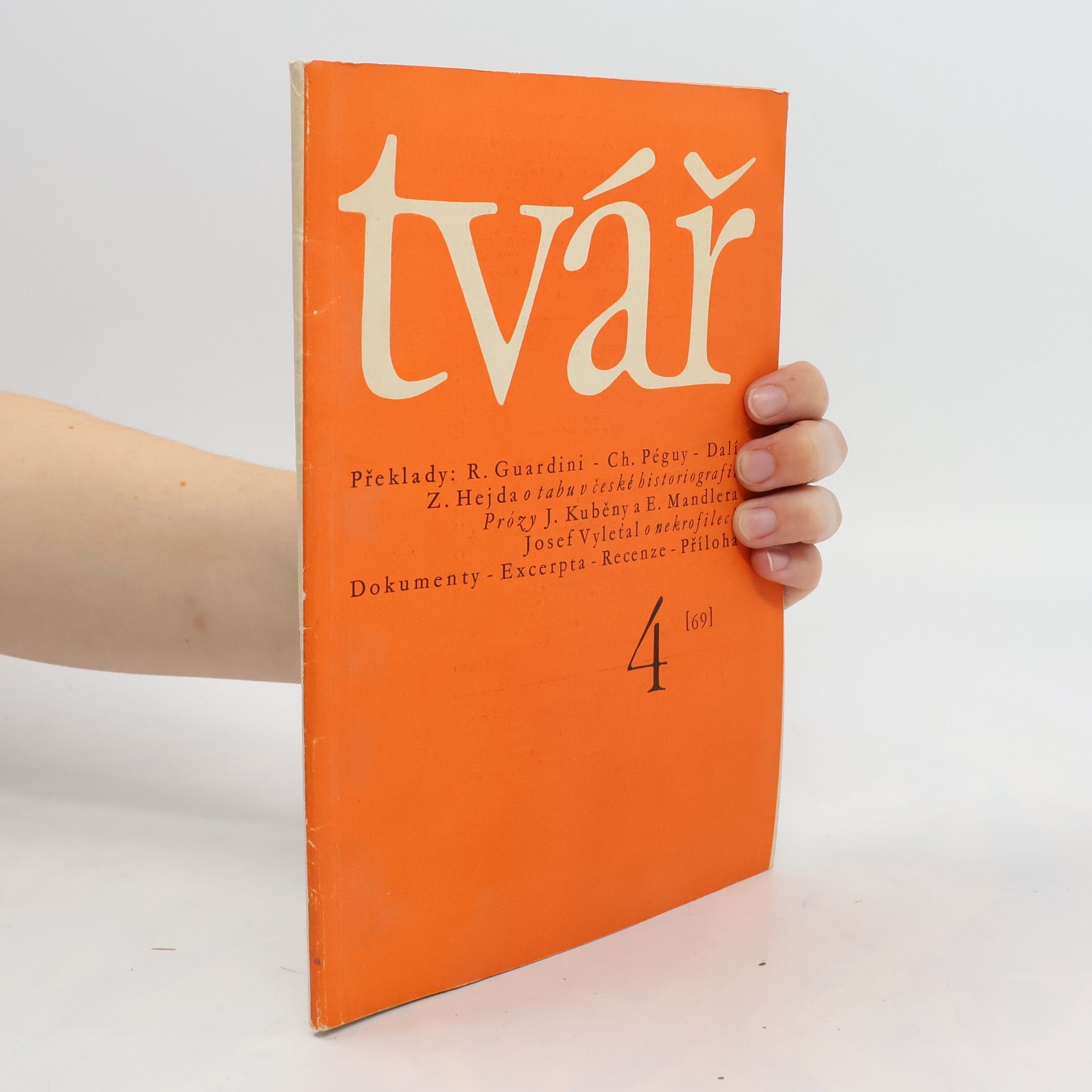 Collectif d'auteurs Tvář 4