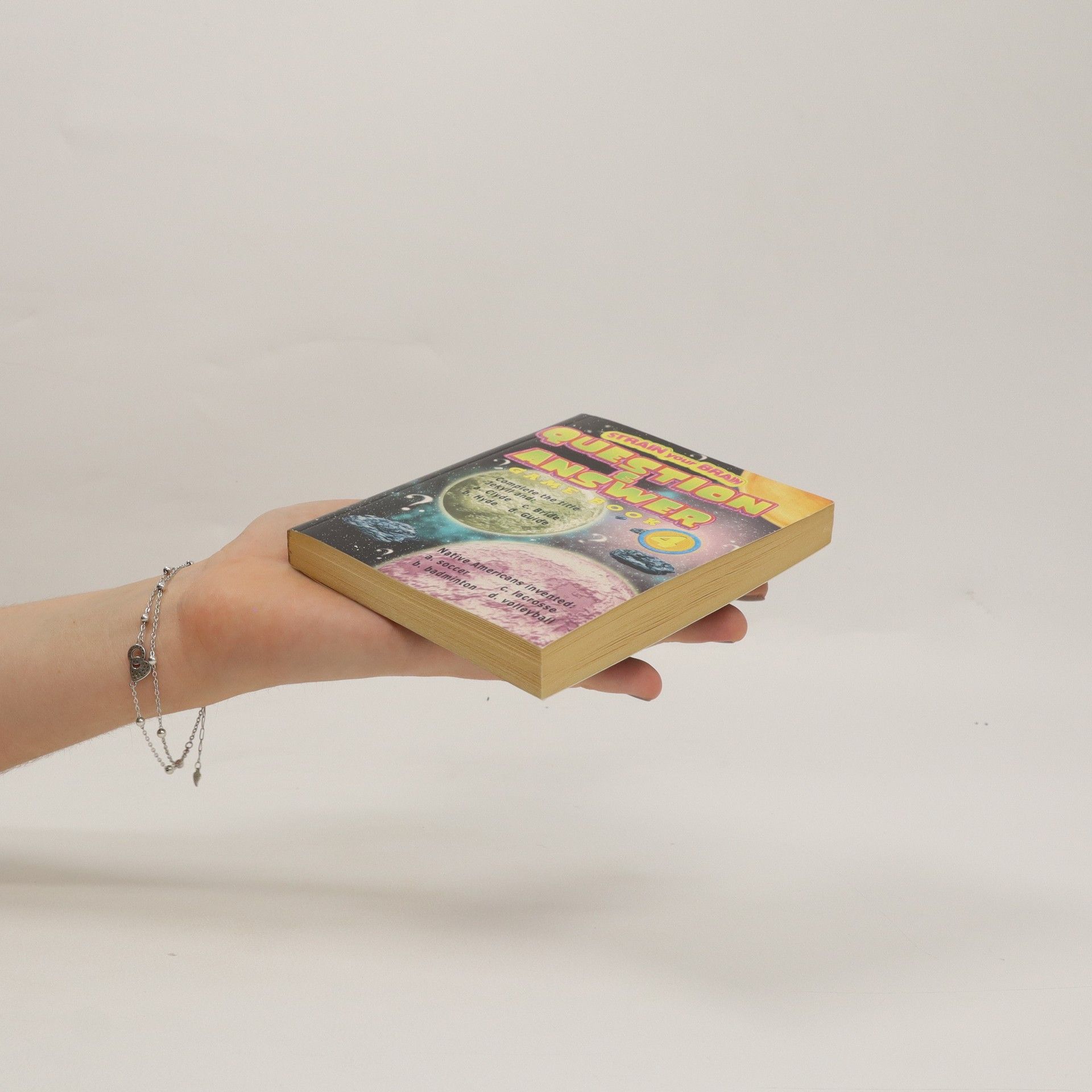 kolektiv Strain your brain: Question and answer game book