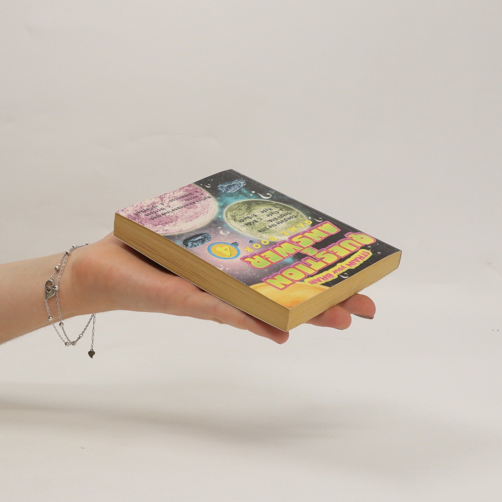 kolektiv Strain your brain: Question and answer game book
