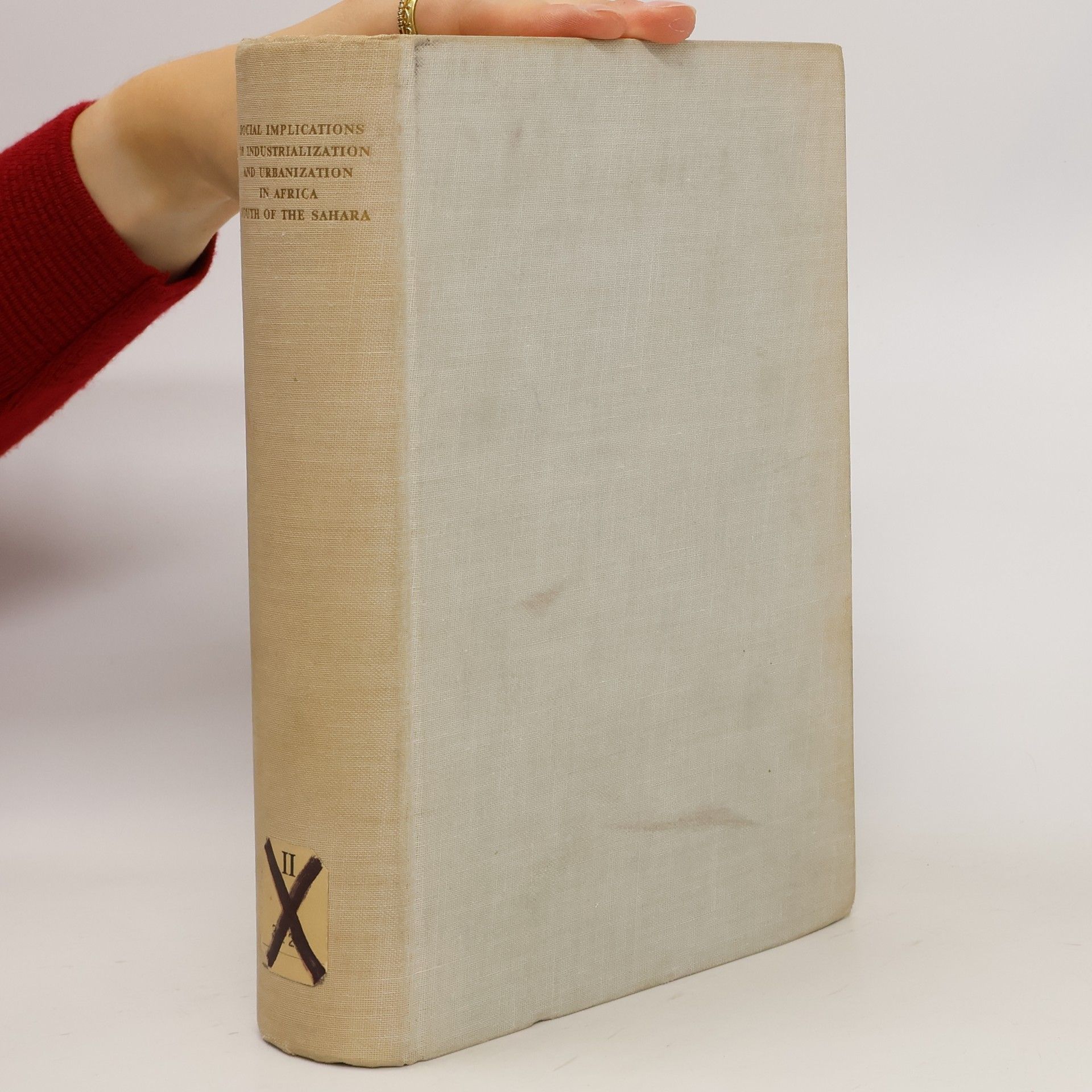 AA.VV. Social Implications of Industrialization and Urbanization in Africa South of the Sahara