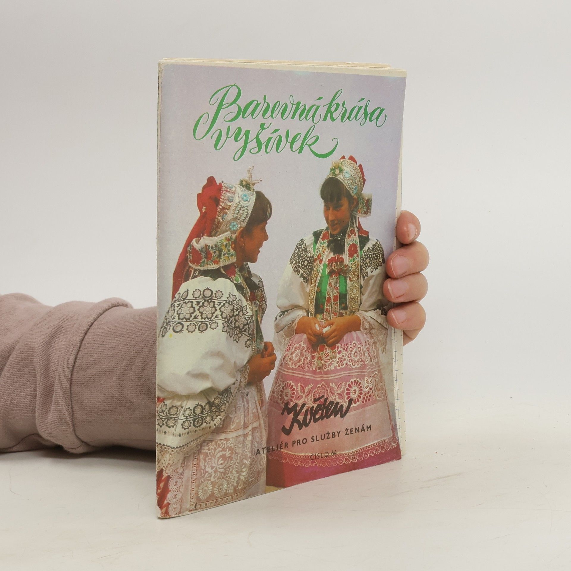 Collectif d'auteurs Barevná krása výšivek č.64