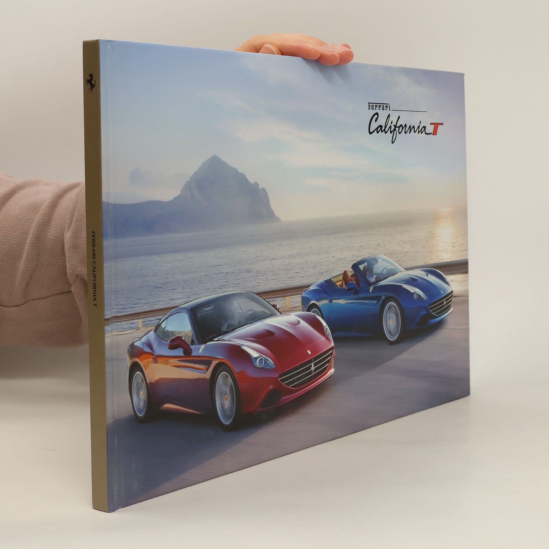 Collectif d'auteurs Ferrari California T