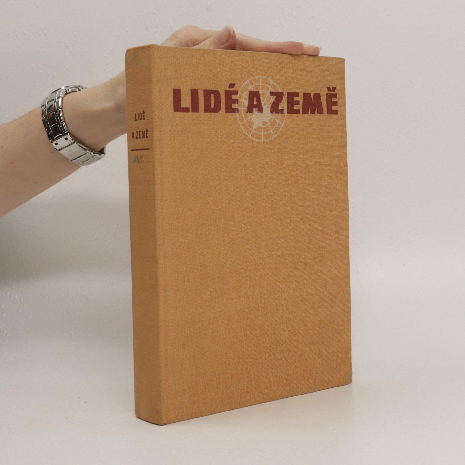 Collective Lidé a Země. Ročník XI.