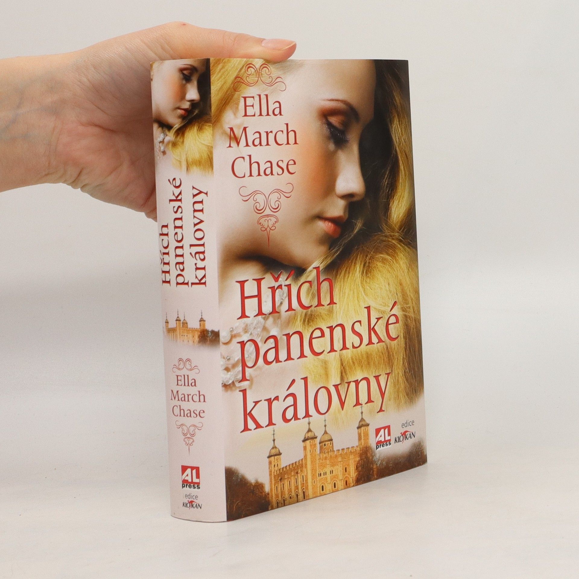 Ella March Chase Hřích panenské královny