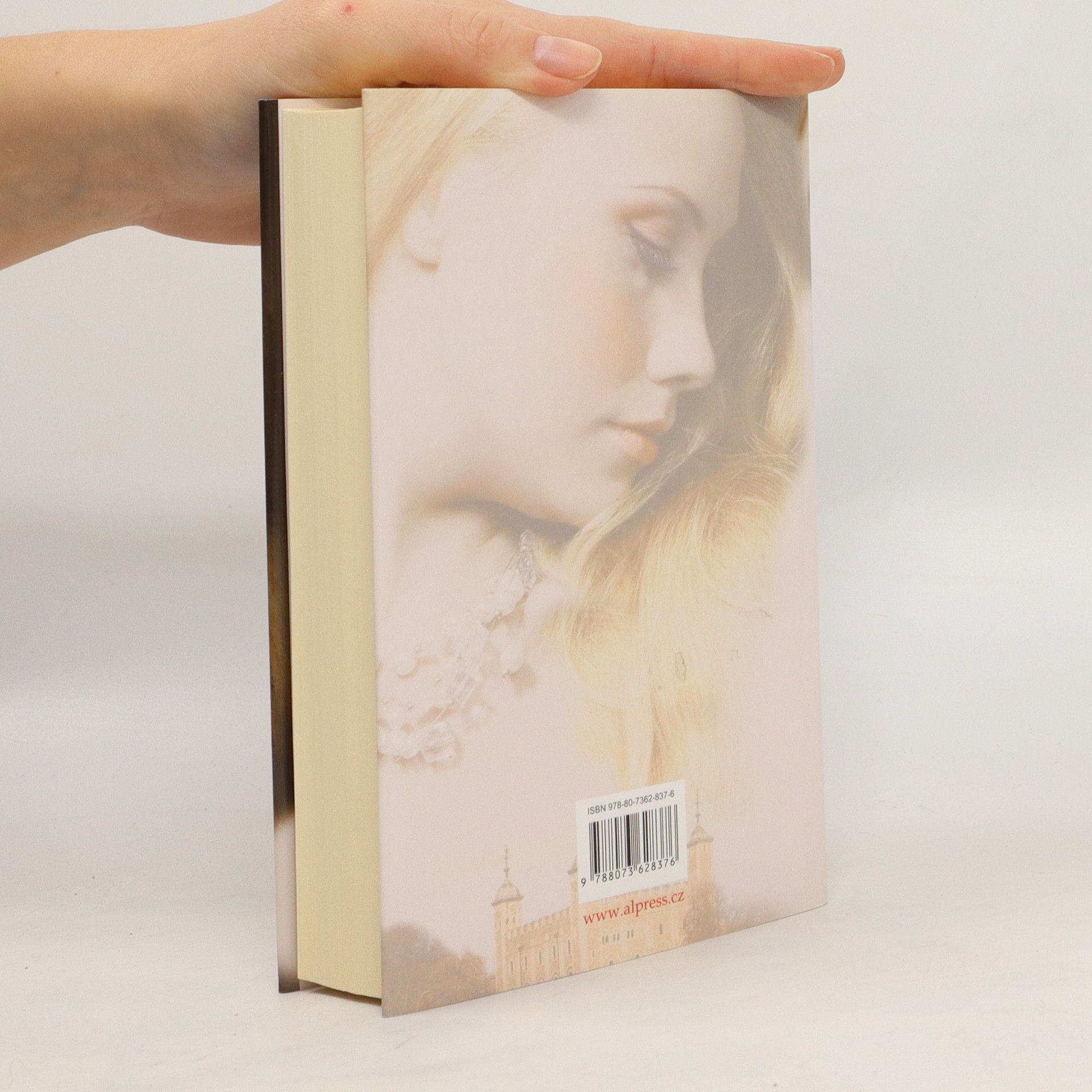 Ella March Chase Hřích panenské královny