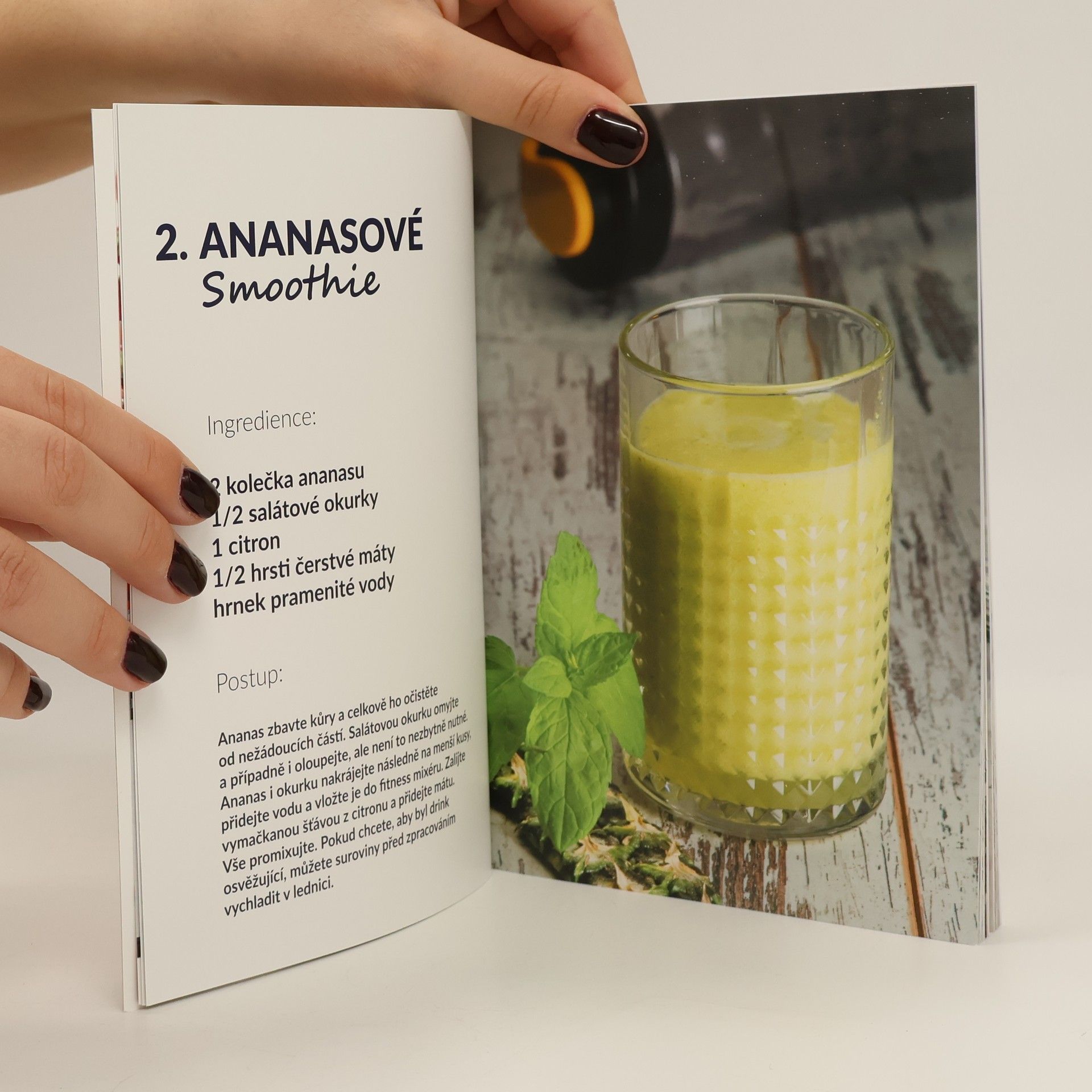 Kolektiv autorů Smoothie. Zdravé recepty pro každého na celý rok