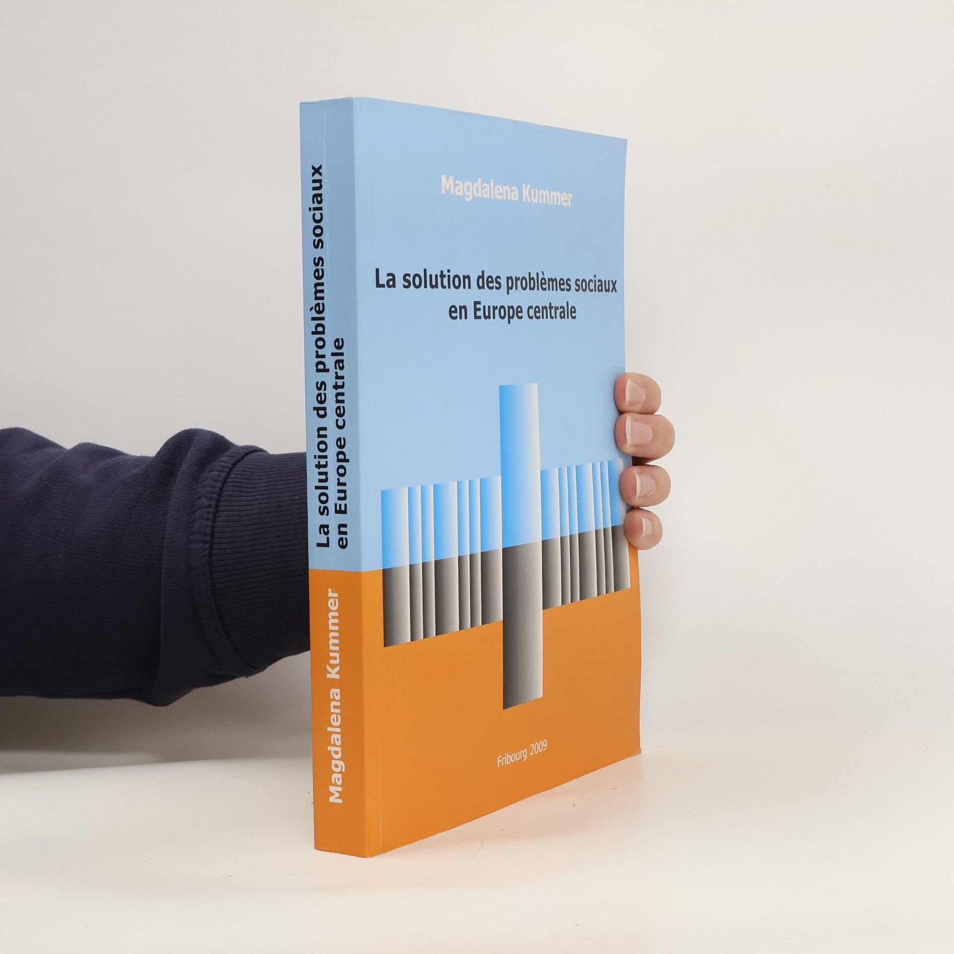 Magdalena Kummer La solution des problemes sociaux en Europe centrale