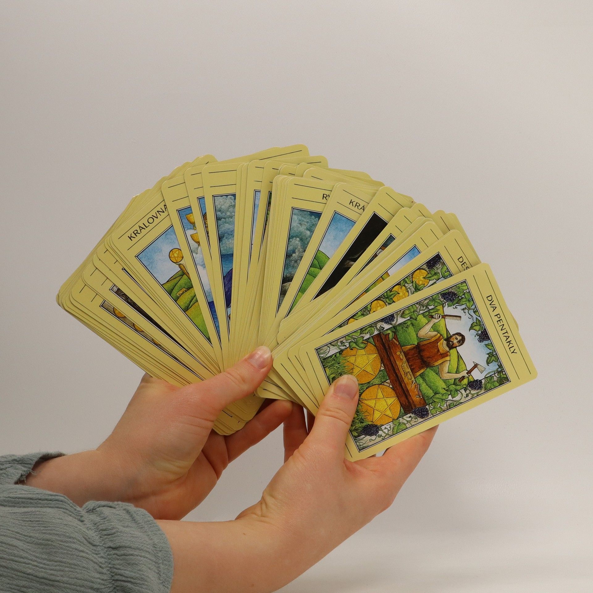 Liz Greene Mytický tarot + 78 tarotových karet + šátek