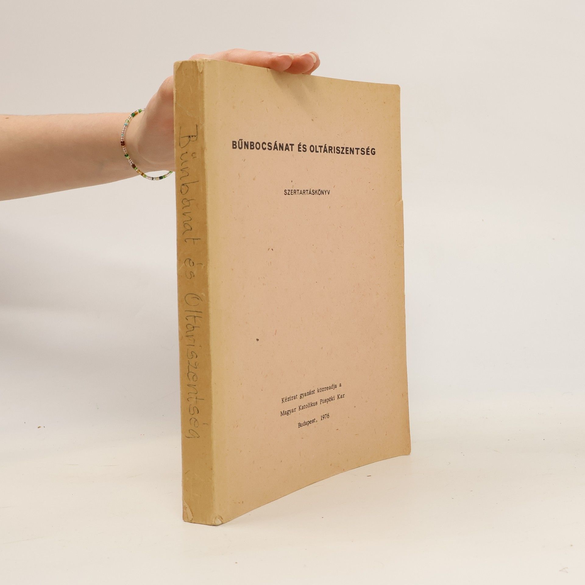 AA.VV. BŰNBOCSÁNAT ÉS OLTÁRISZENTSÉG