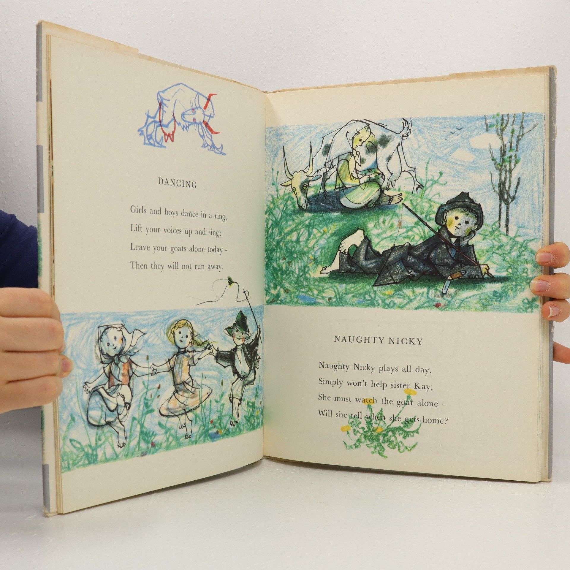 Petr Denk Ring o'Roses : A treasury for children