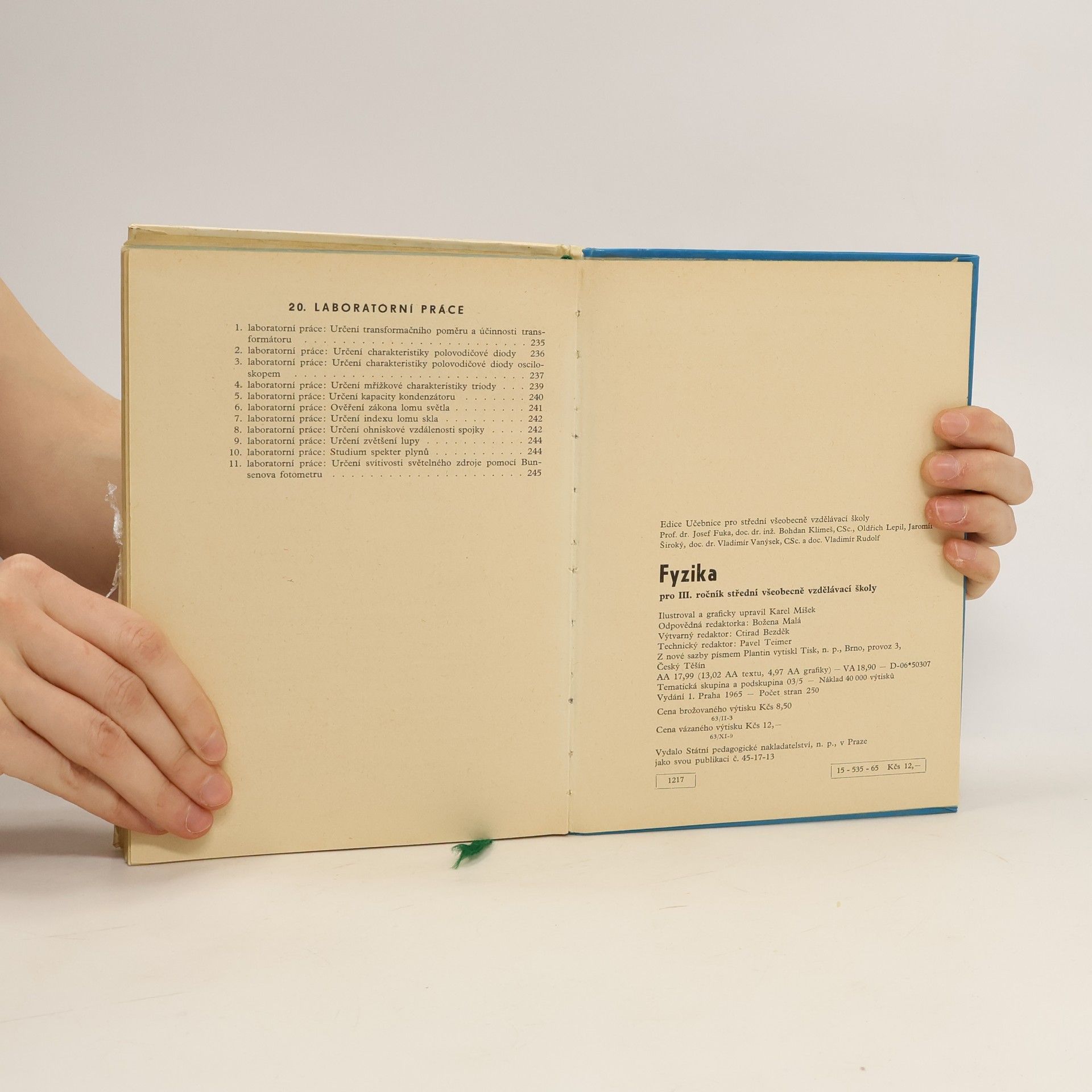 Autorenkollektiv Fyzika pro III. ročník středních všeobecně vzdělávacích škol