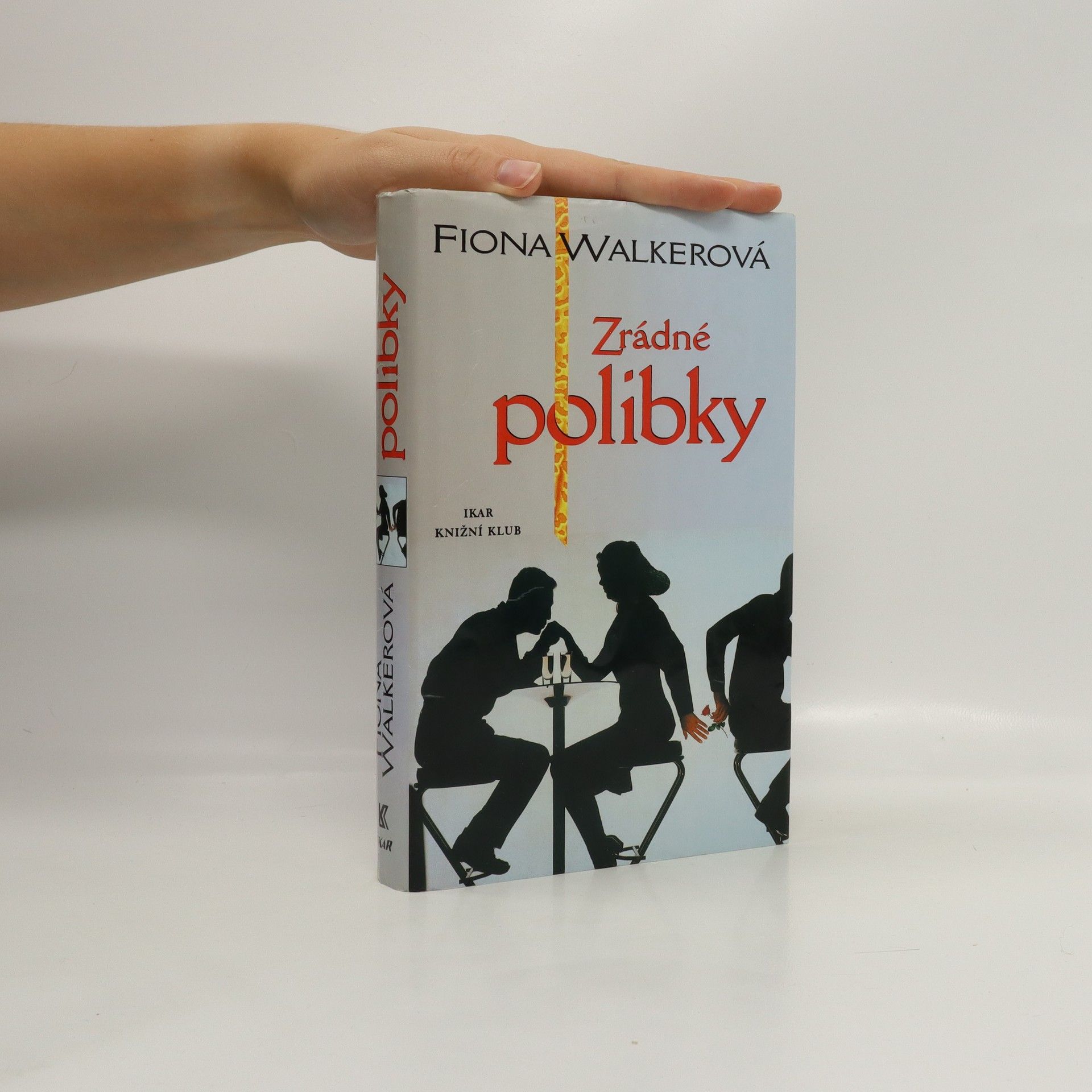 Fiona Walker Zrádné polibky