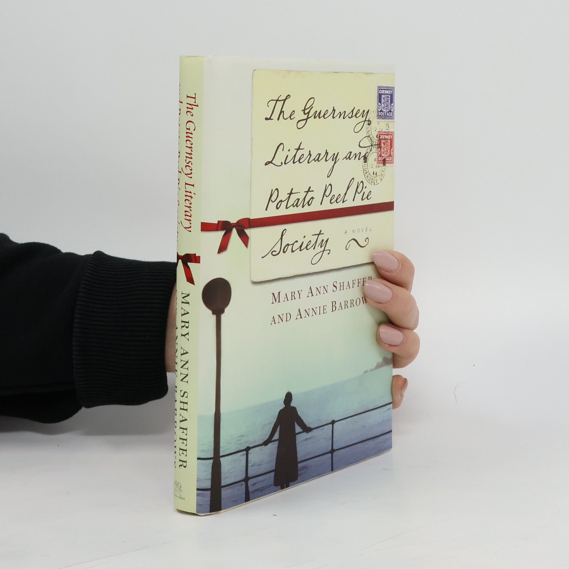Mary Ann Shaffer The Guernsey Literary and Potato Peel Pie Society