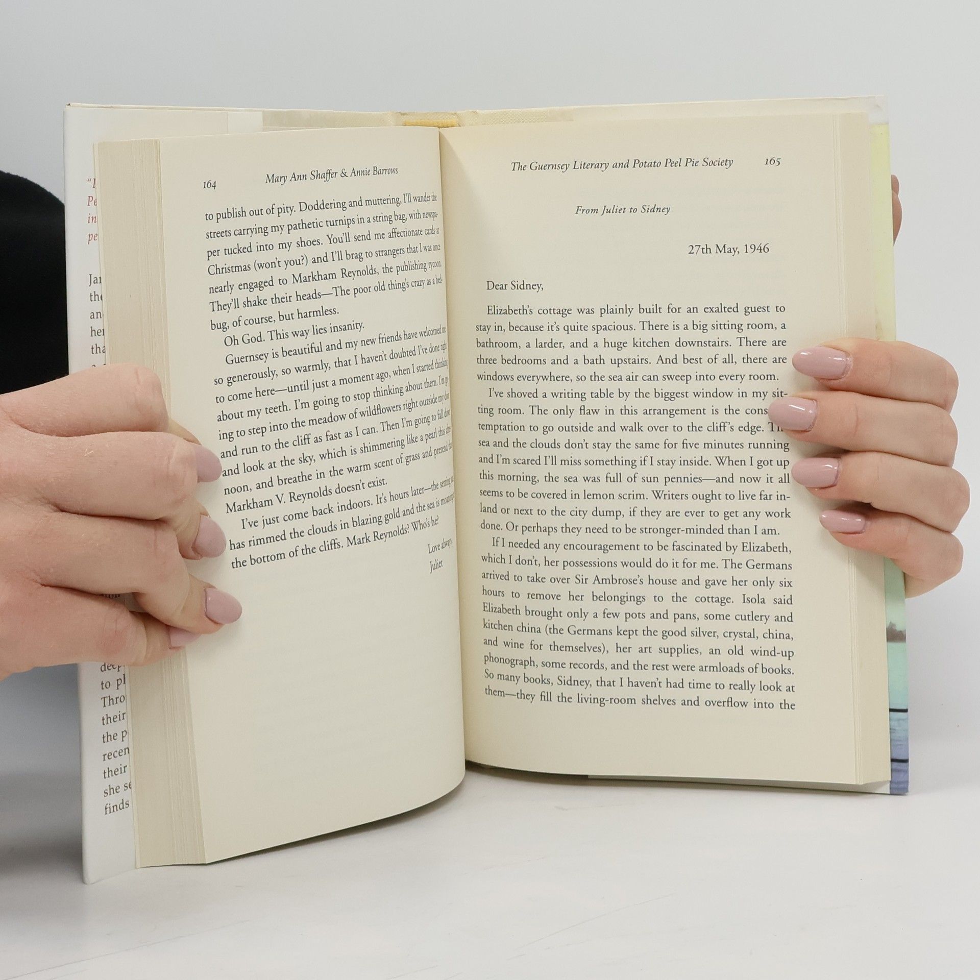 Mary Ann Shaffer The Guernsey Literary and Potato Peel Pie Society