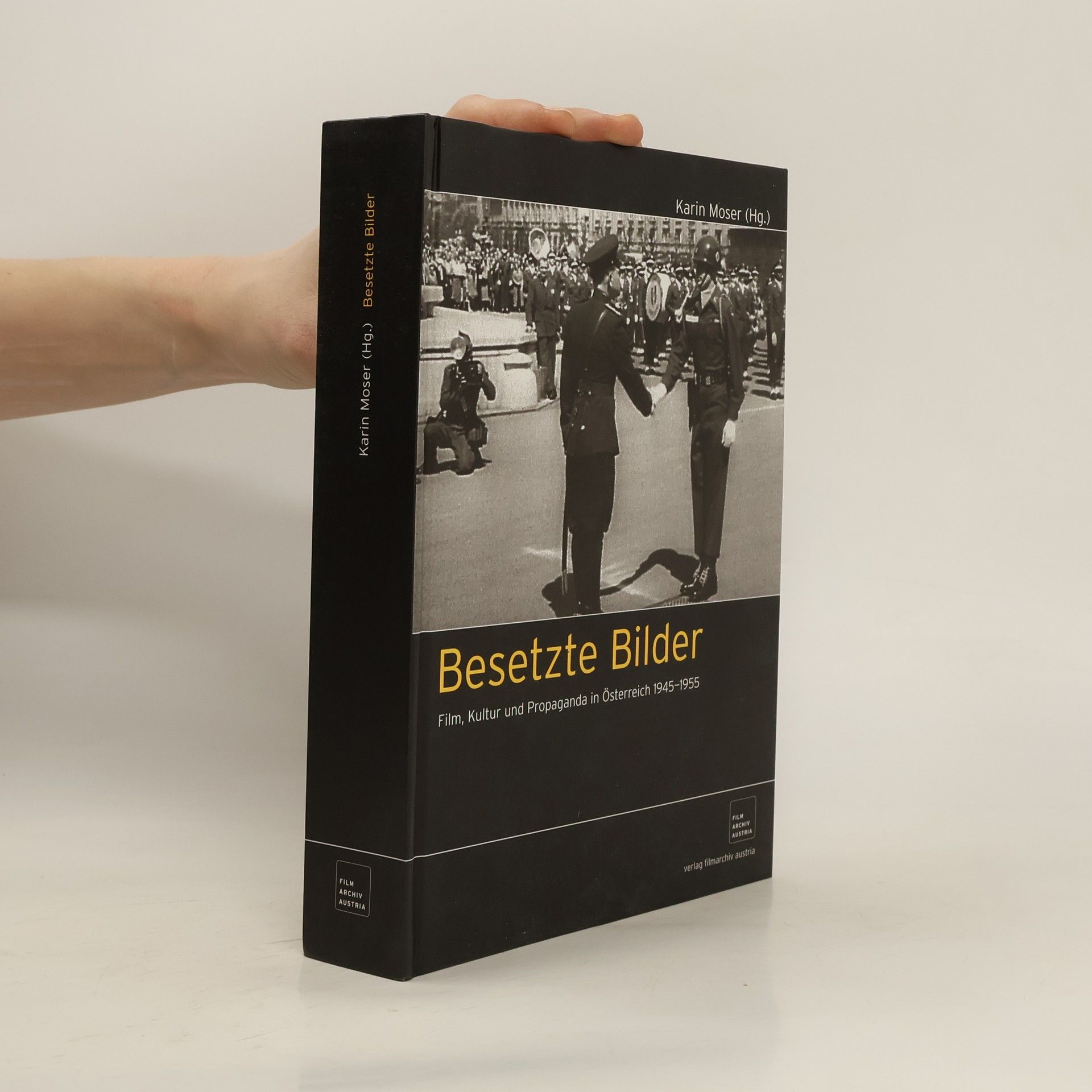 Karin Moser Besetzte Bilder