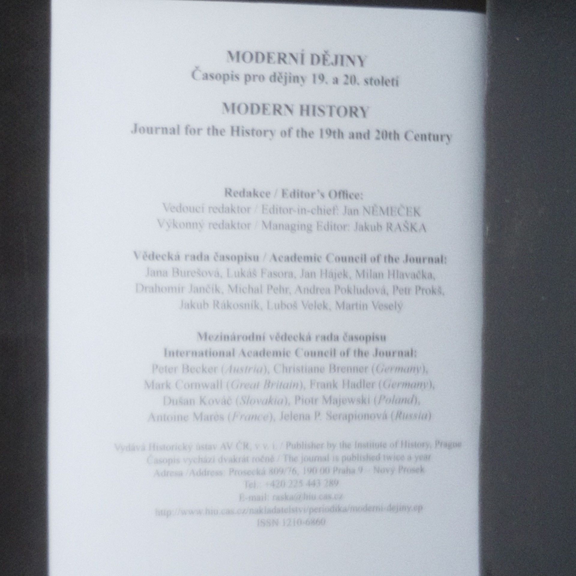 Kolektiv autorů Moderní dějiny. Roč. 28, č. 2