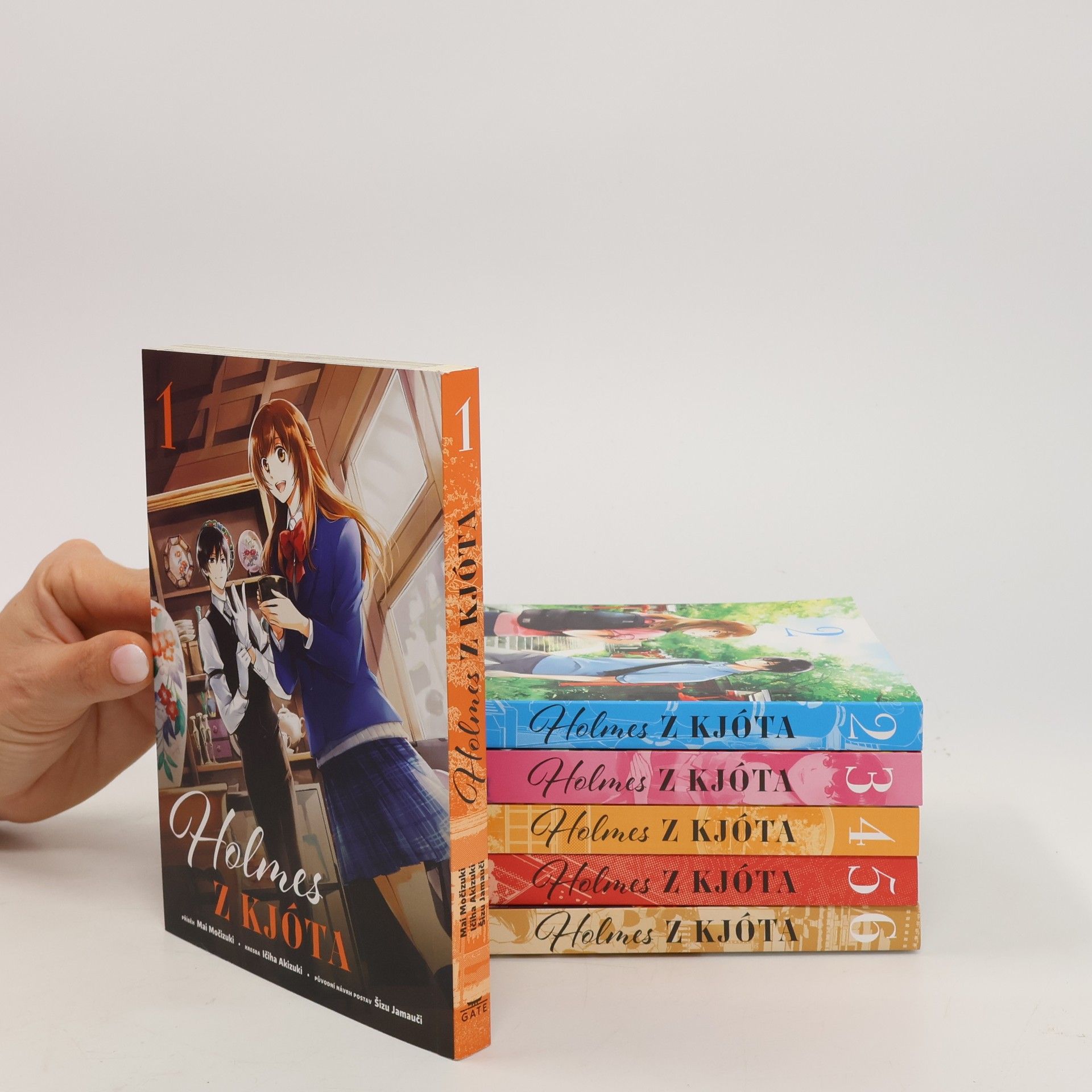 Mai Mochizuki Holmes z Kjóta. 1